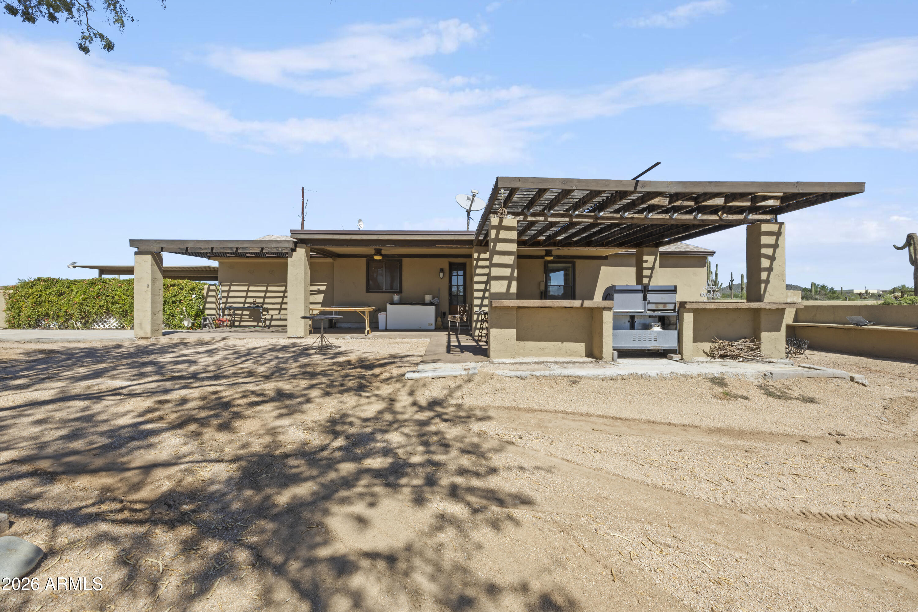 7101 E MARK Lane