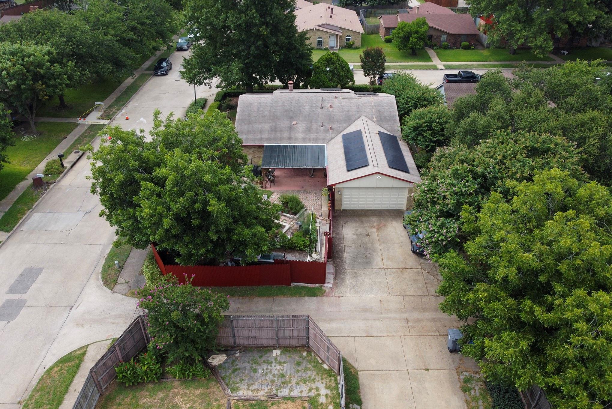 7301 Cave Drive