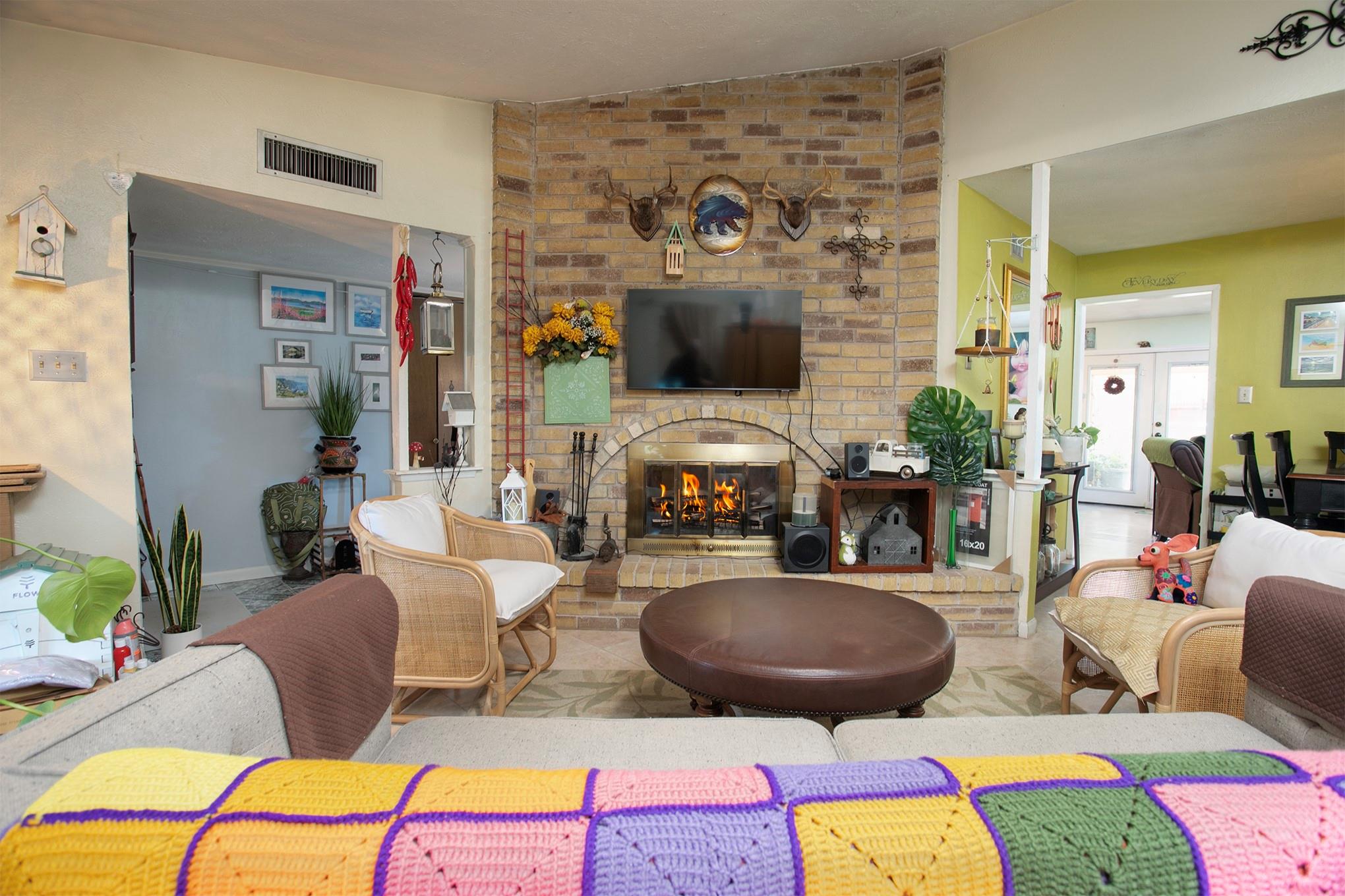 7301 Cave Drive