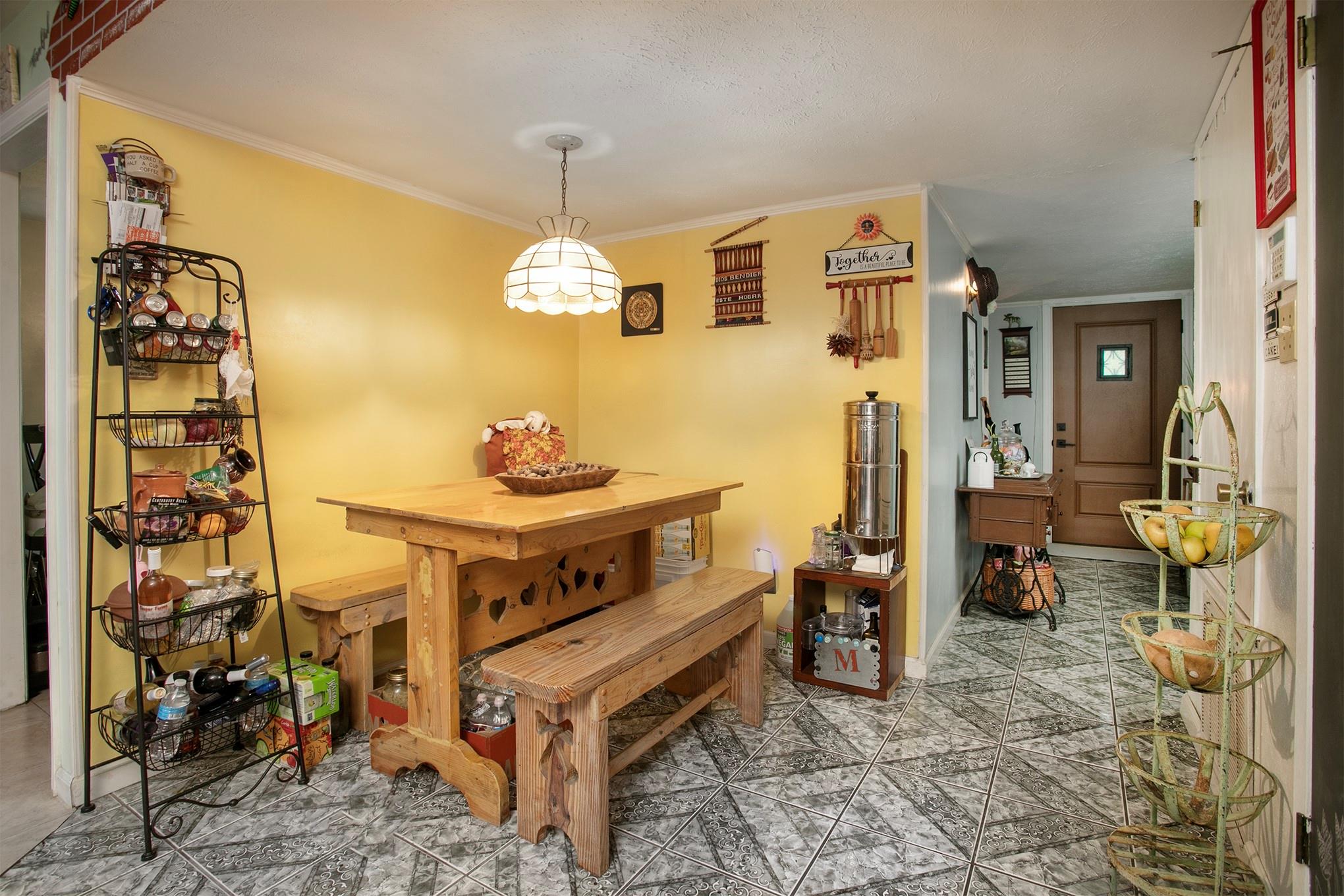 7301 Cave Drive
