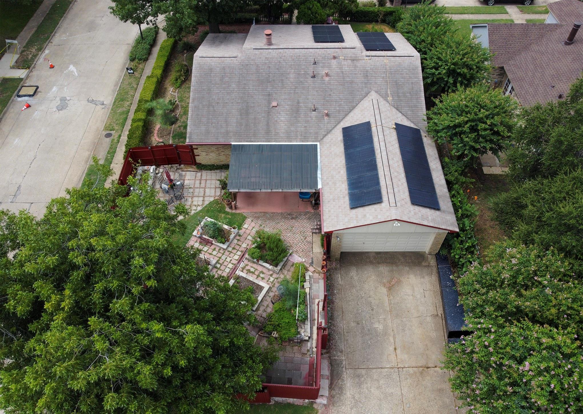 7301 Cave Drive