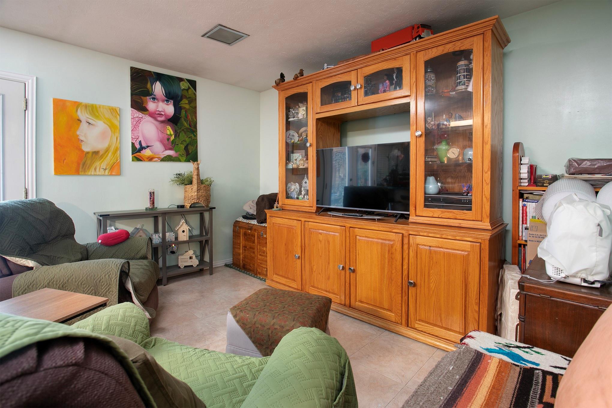 7301 Cave Drive