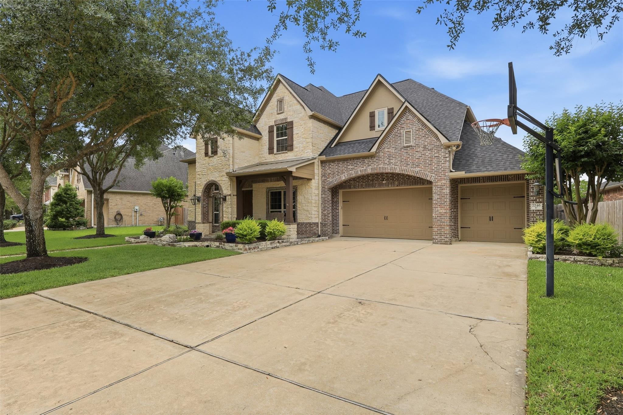 2246 Monarch Terrace Drive