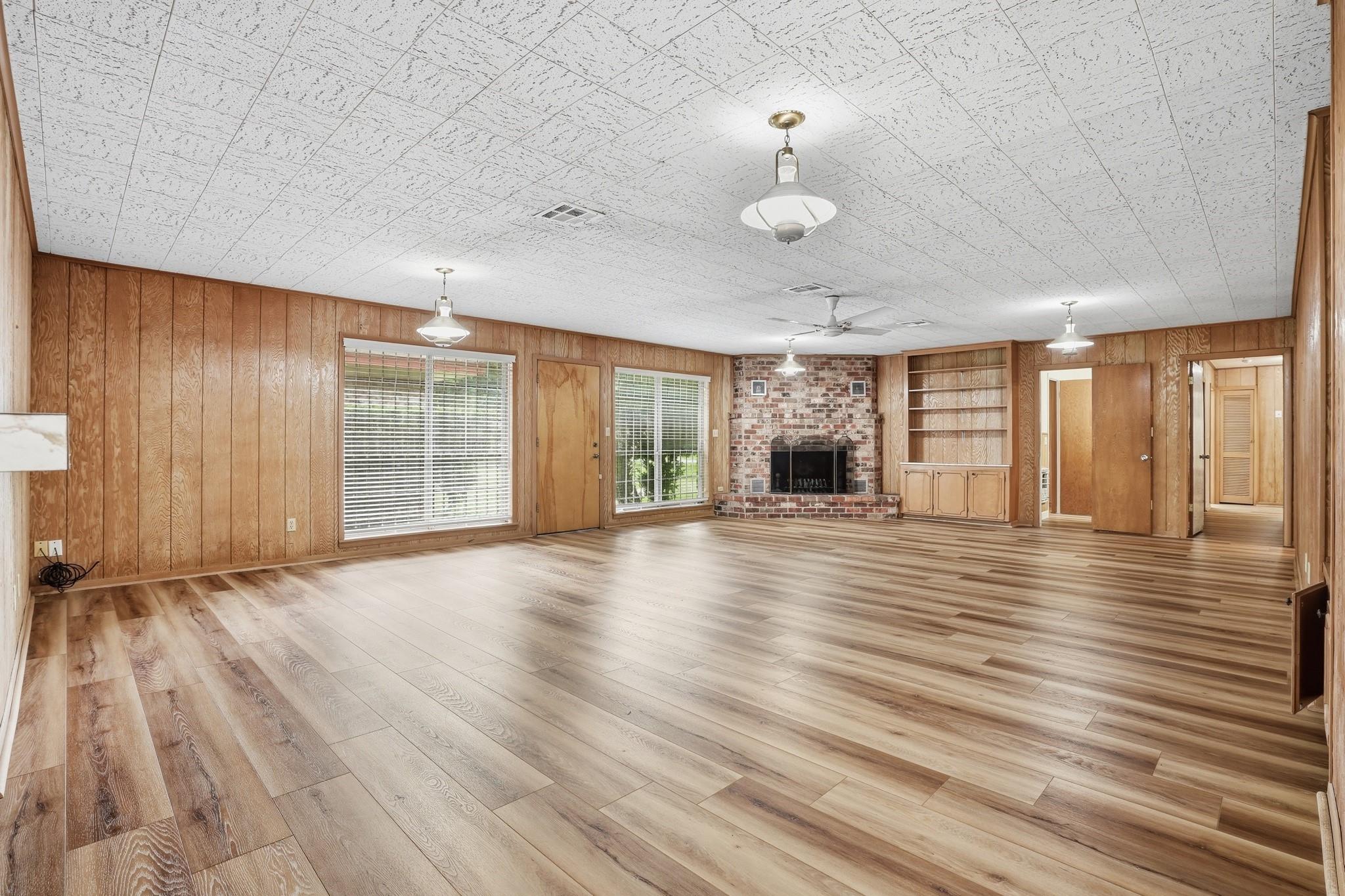 10240 Post Oak Drive