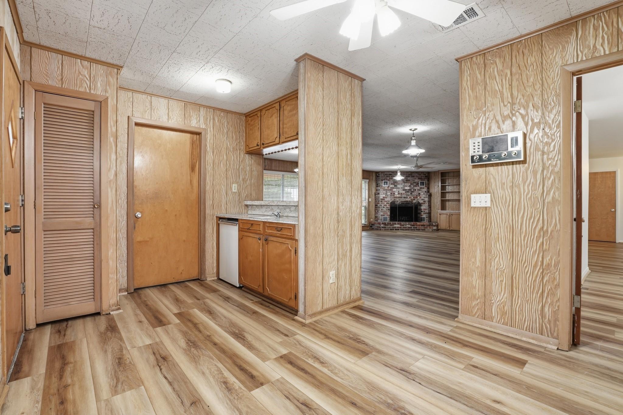 10240 Post Oak Drive