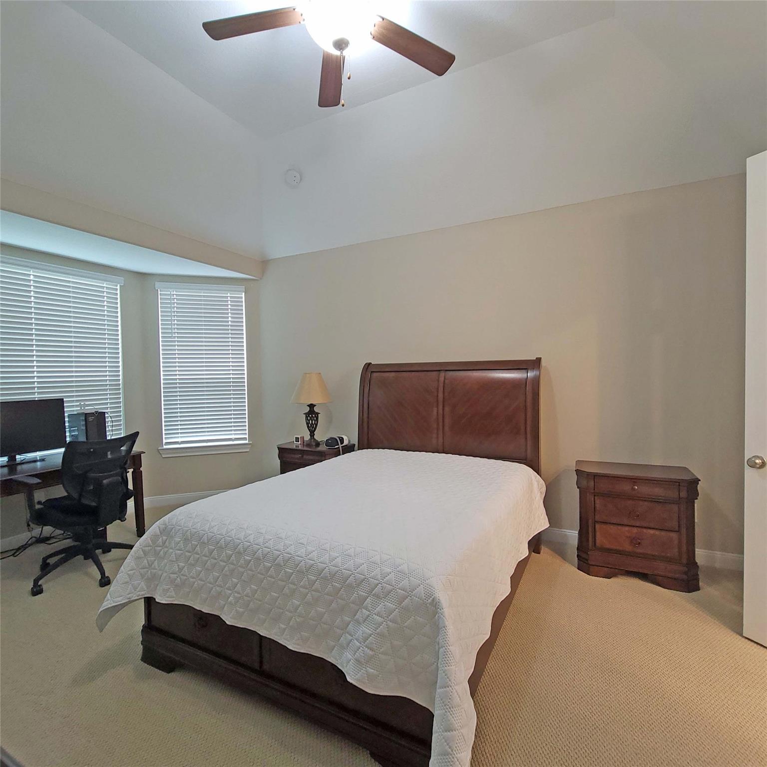 1899 Canyon Live Oak Street