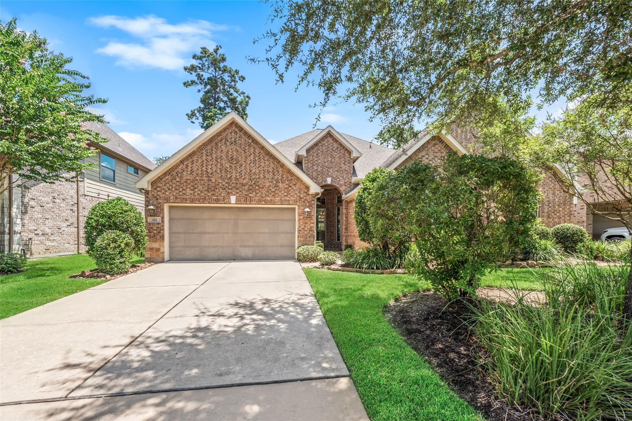 127 E Canyon Wren Circle