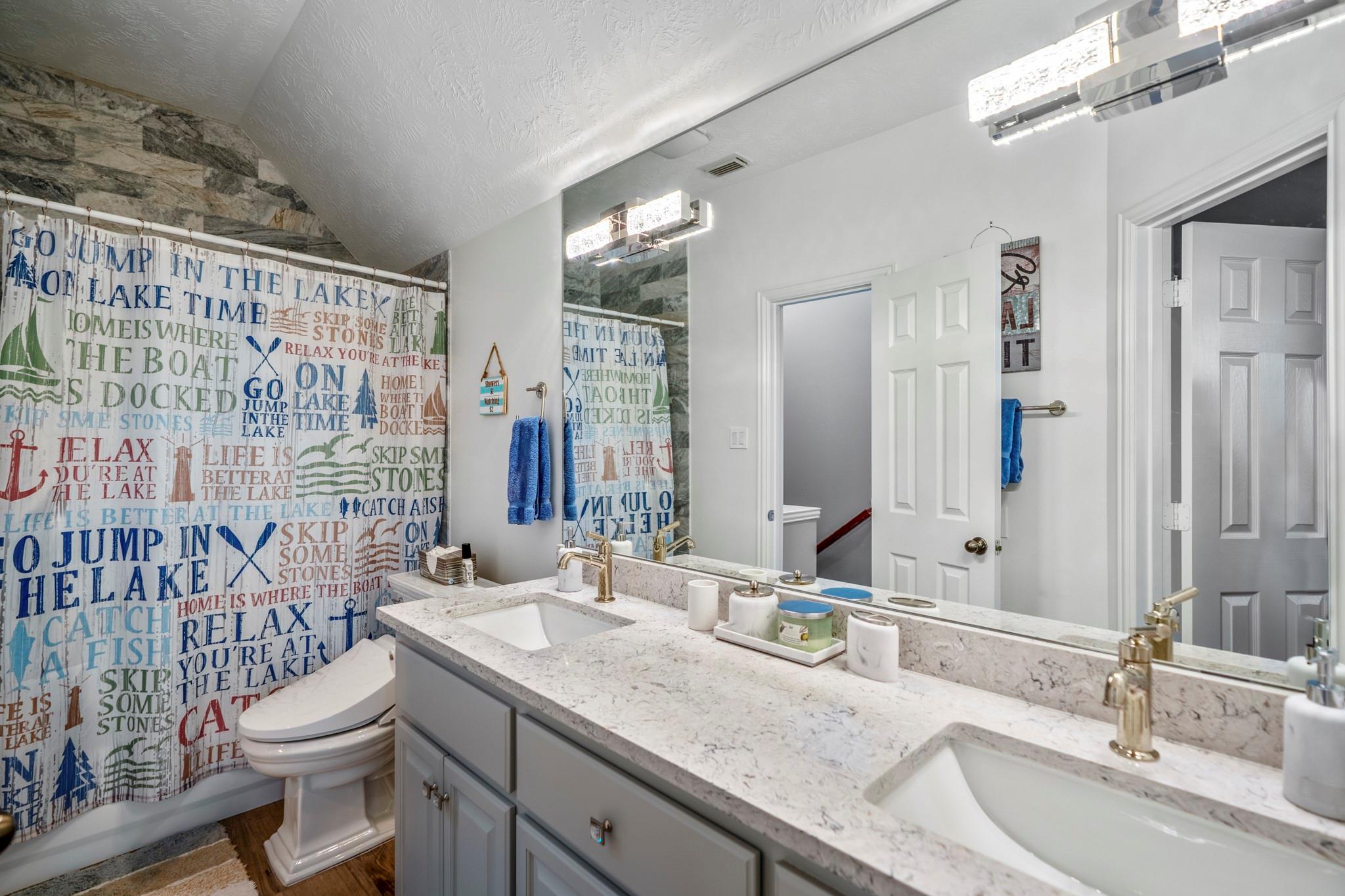 12353 Oak Cove Point