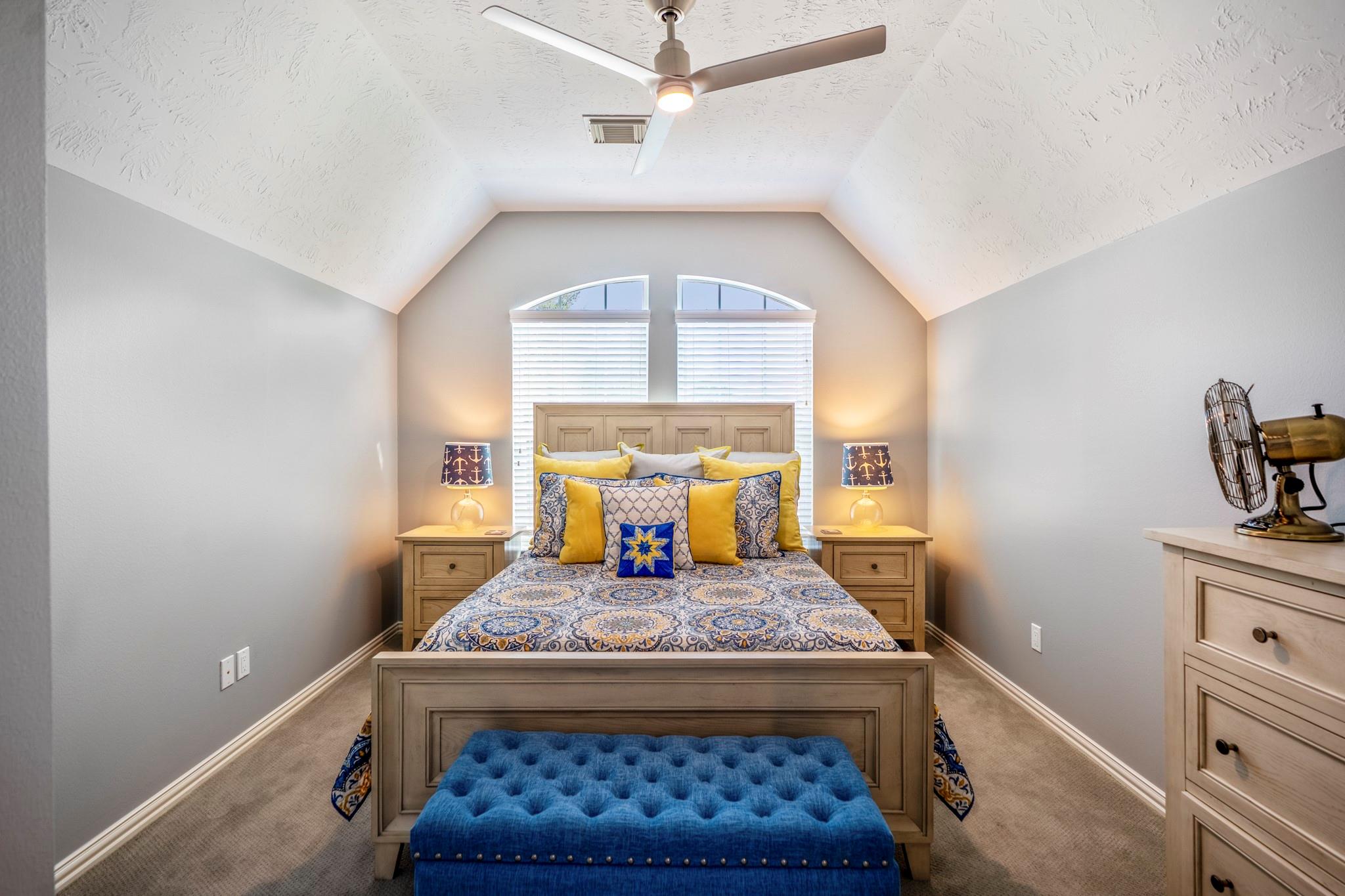 12353 Oak Cove Point