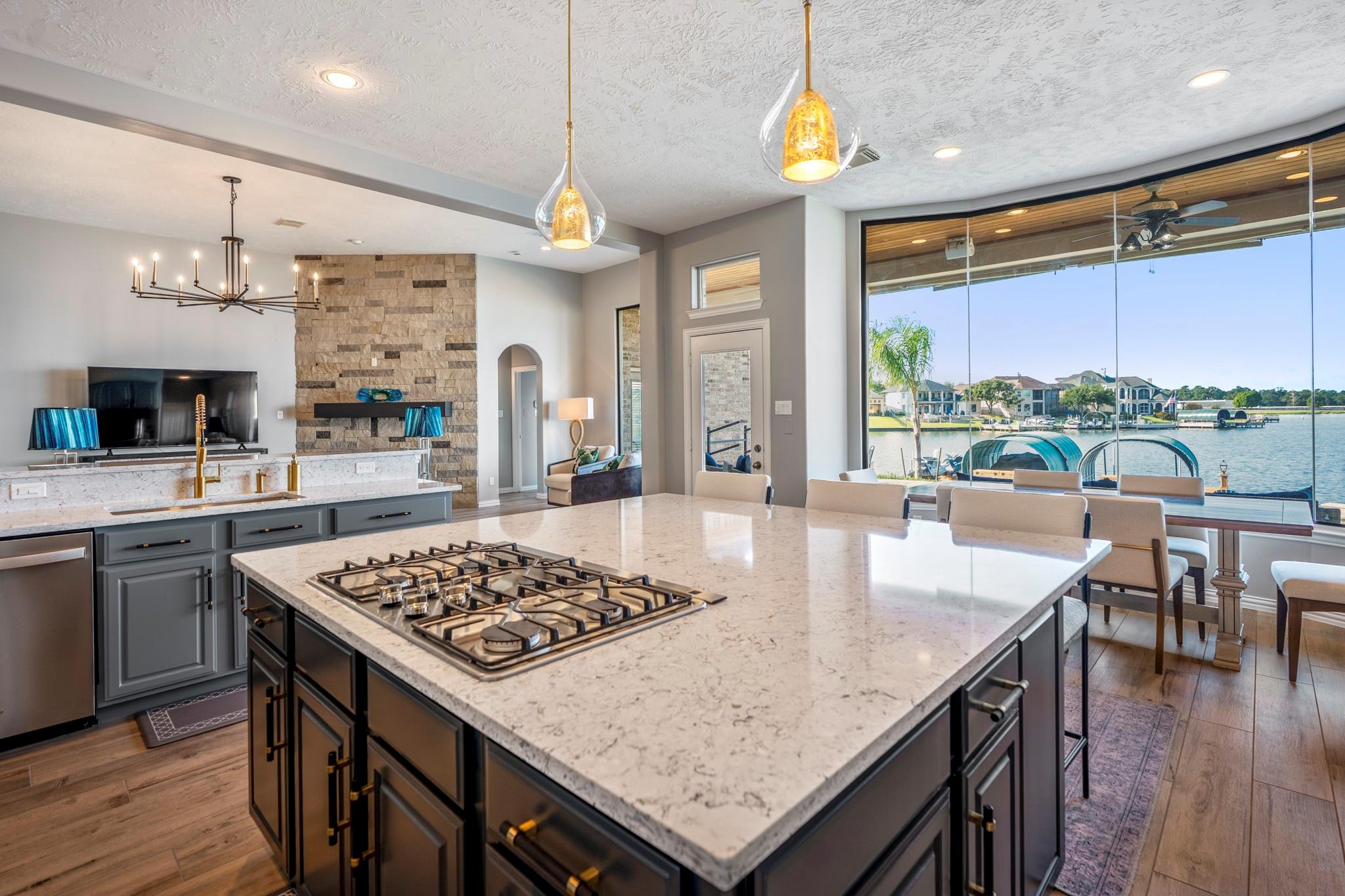 12353 Oak Cove Point