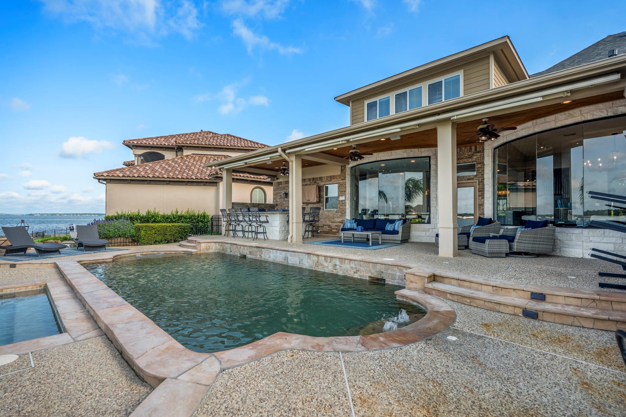12353 Oak Cove Point