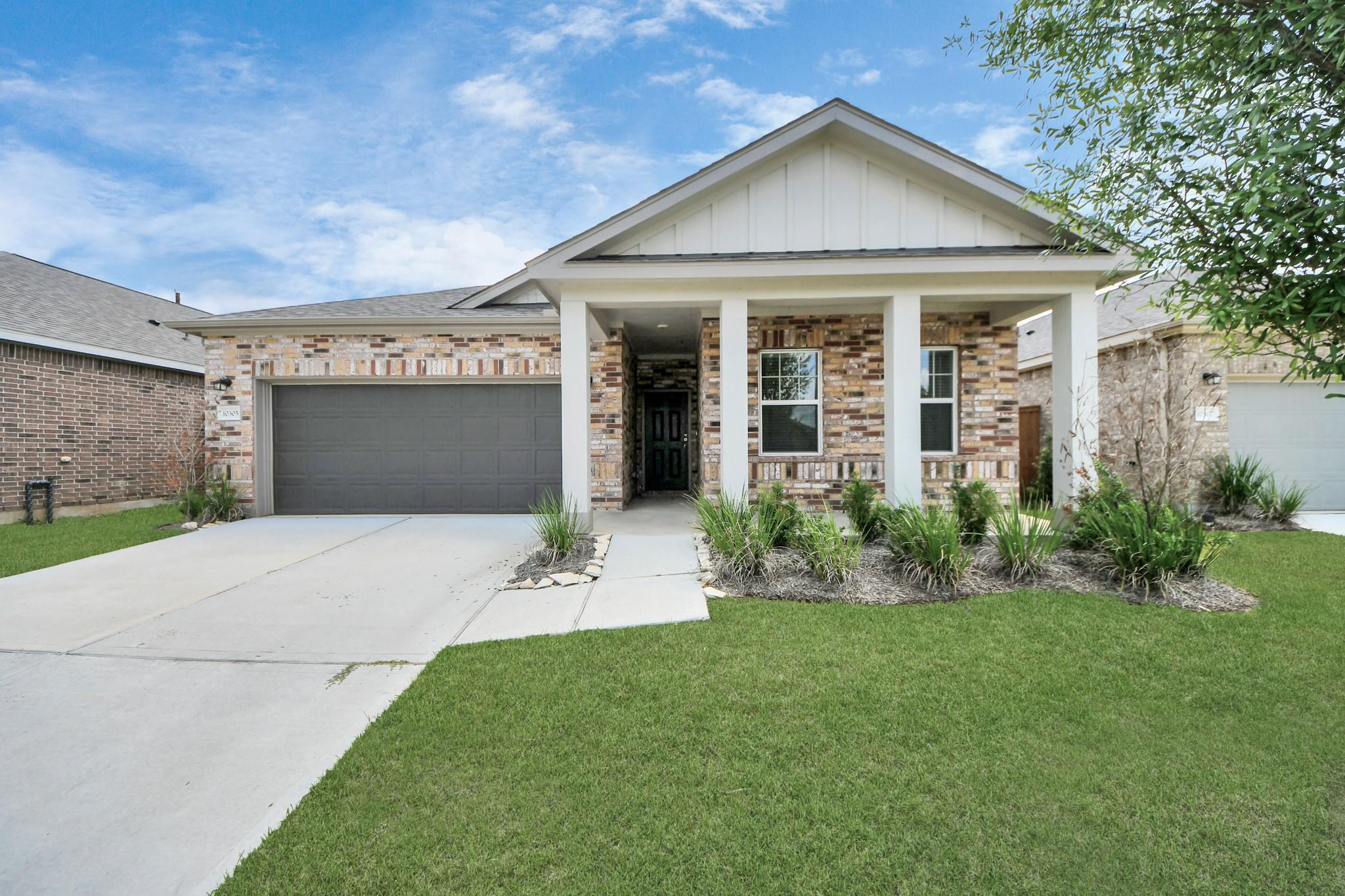 1902 Corsica Creek Lane