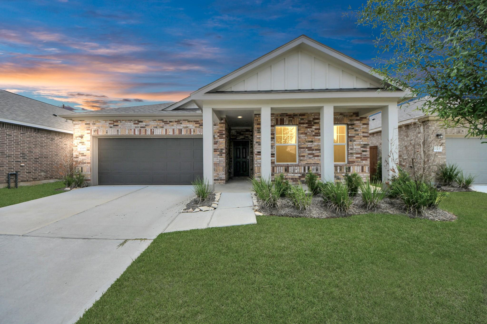 1902 Corsica Creek Lane