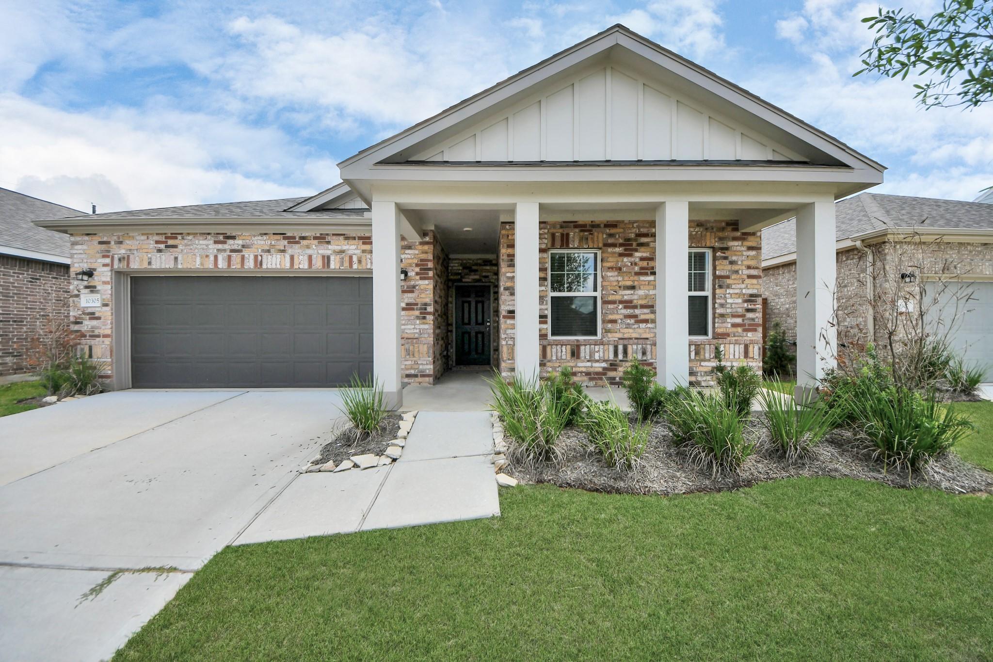 1902 Corsica Creek Lane