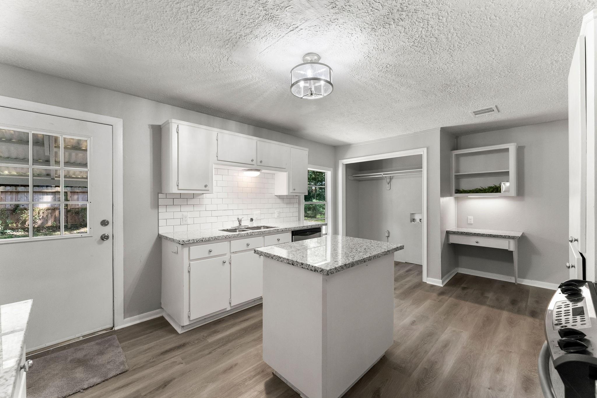 601 Dogwood Trail