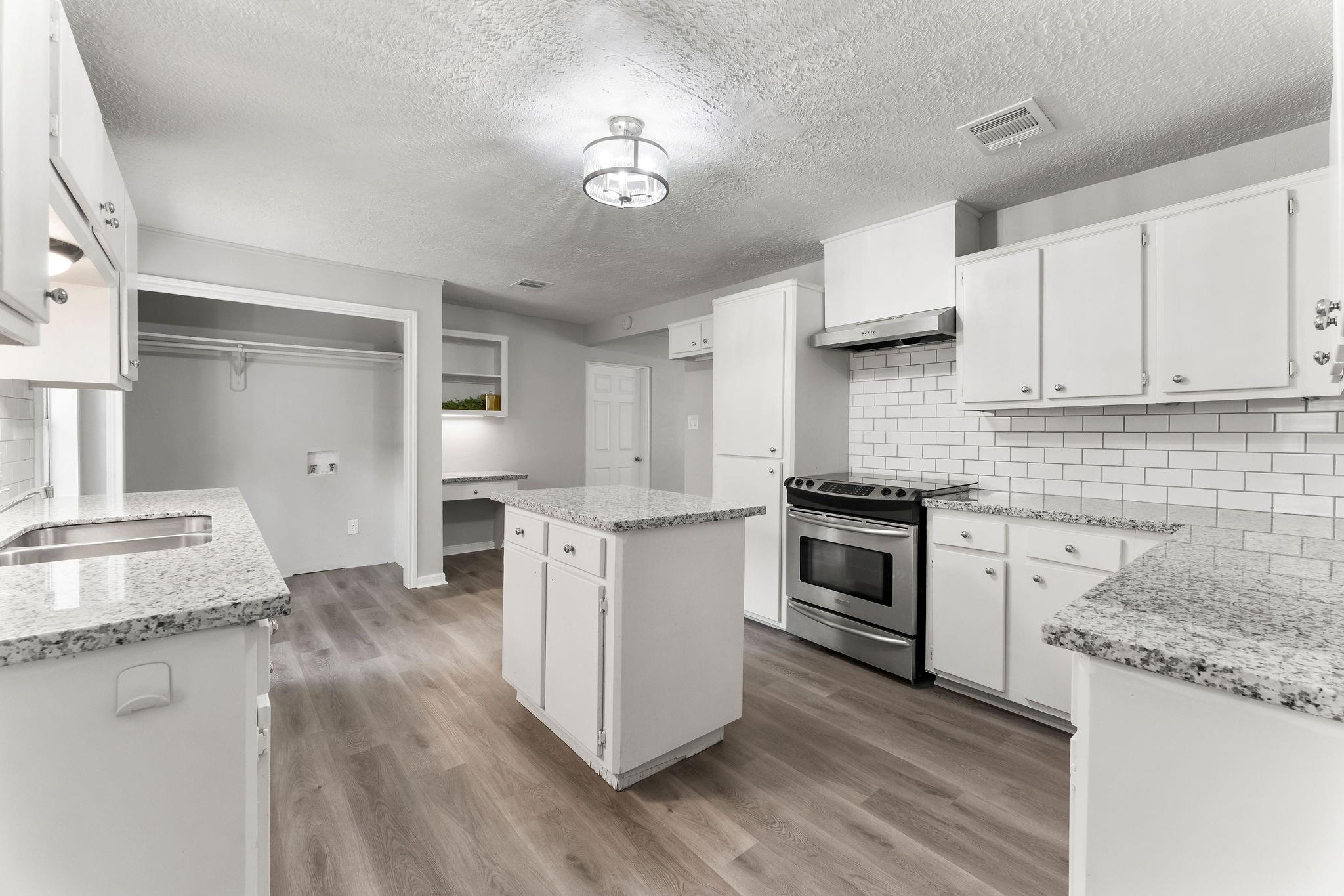 601 Dogwood Trail