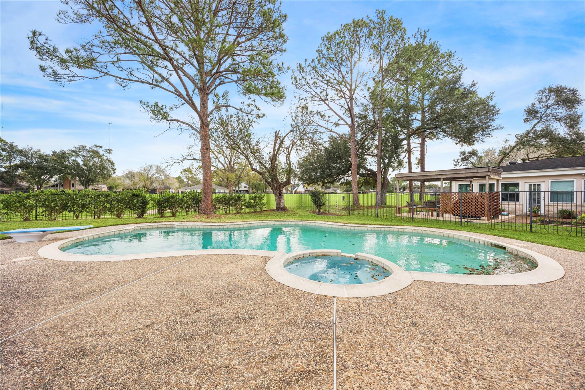 2102 N Fountain Valley Drive