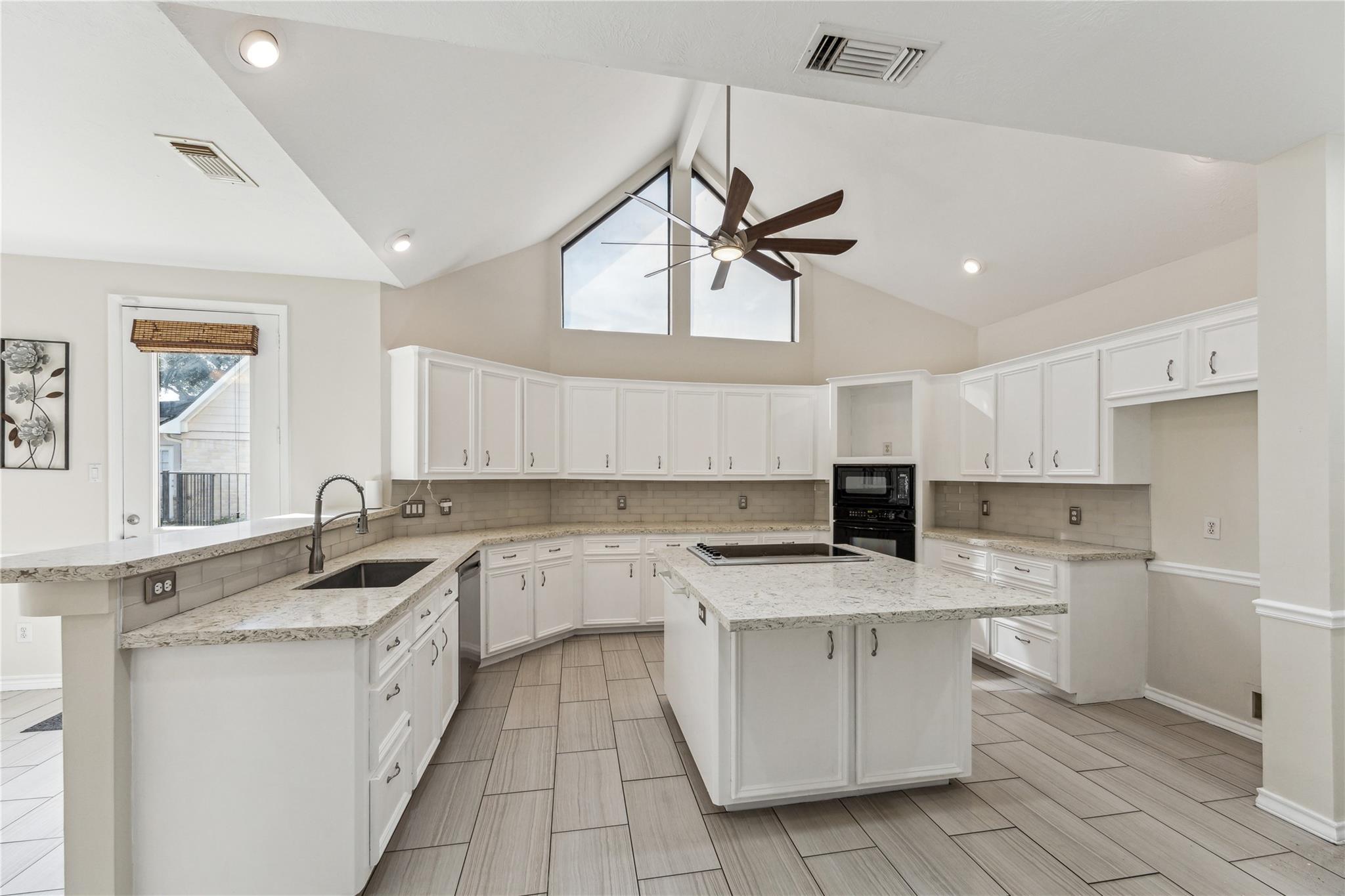 2102 N Fountain Valley Drive