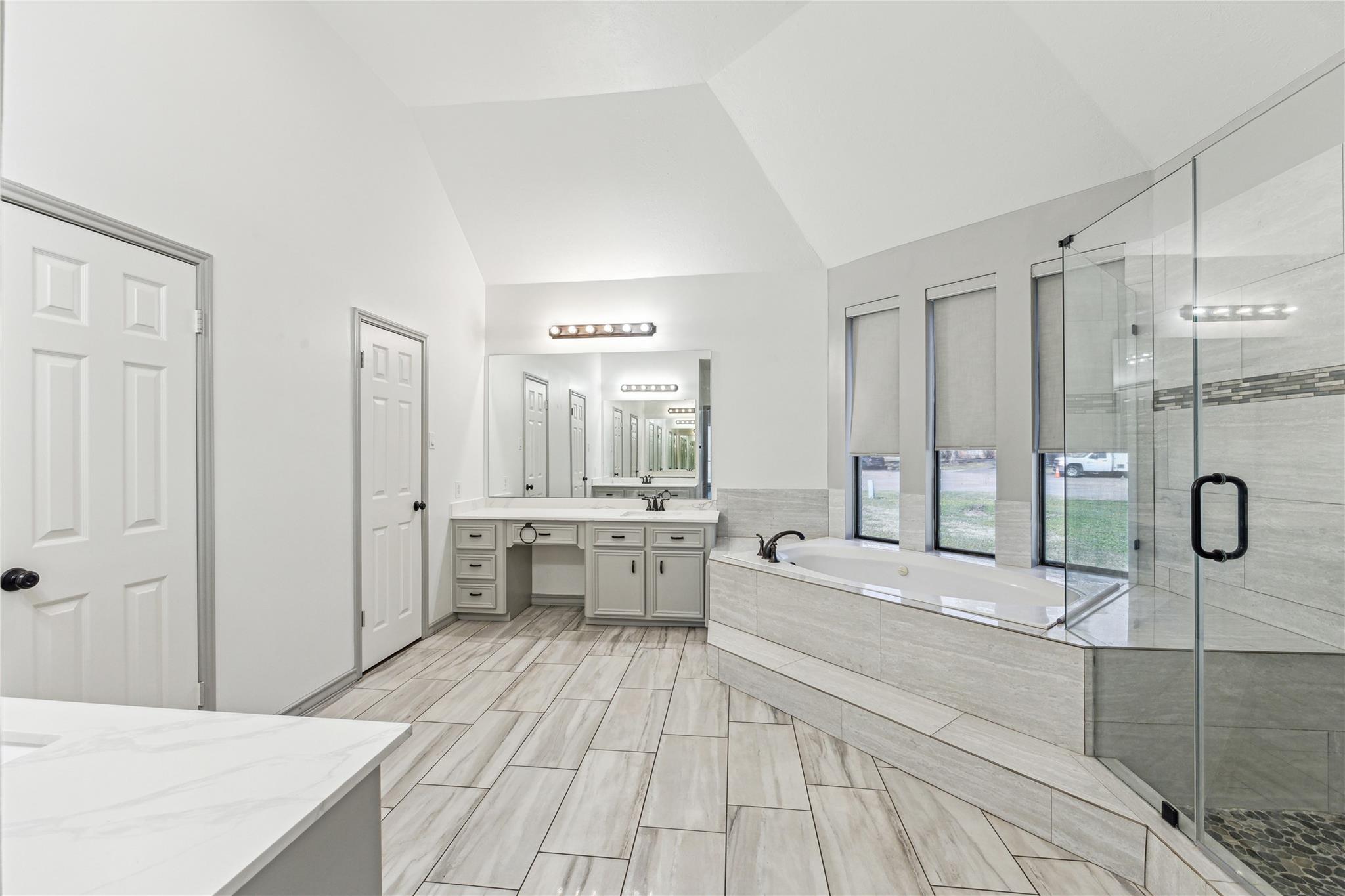 2102 N Fountain Valley Drive