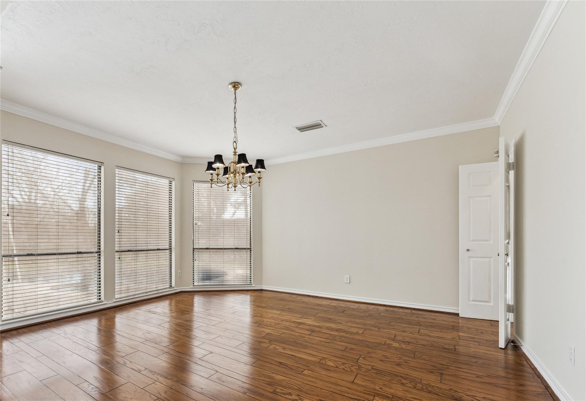 2102 N Fountain Valley Drive