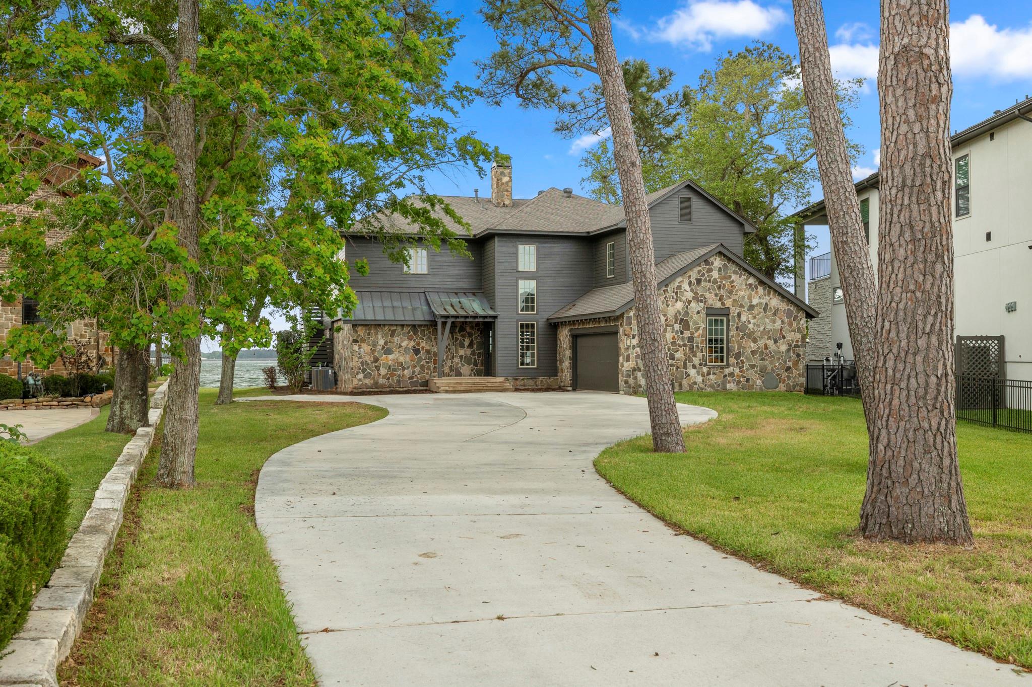 9116 Escondido Drive