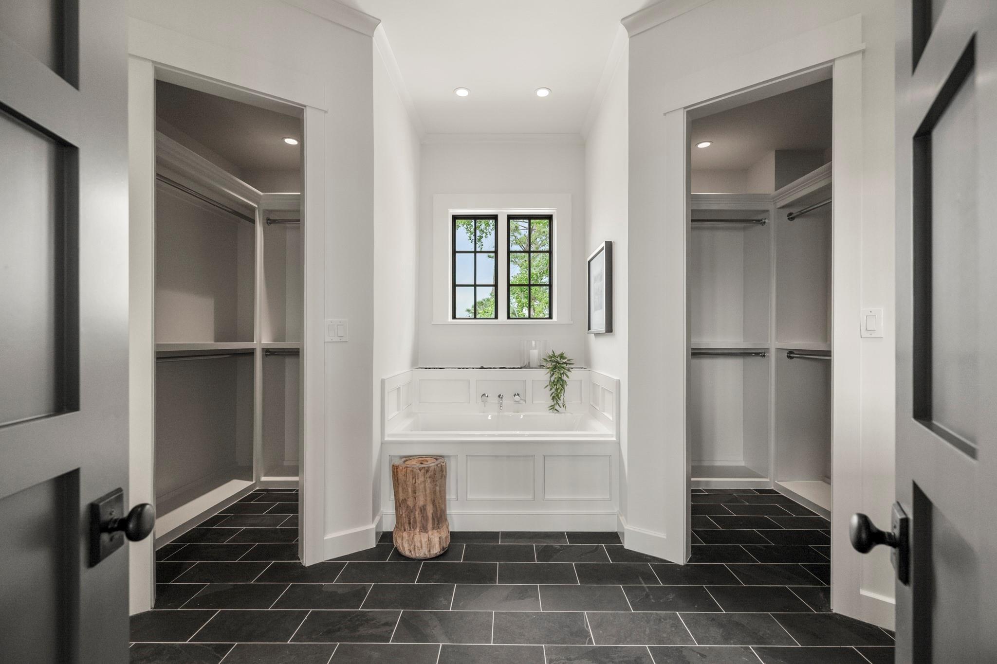 9116 Escondido Drive