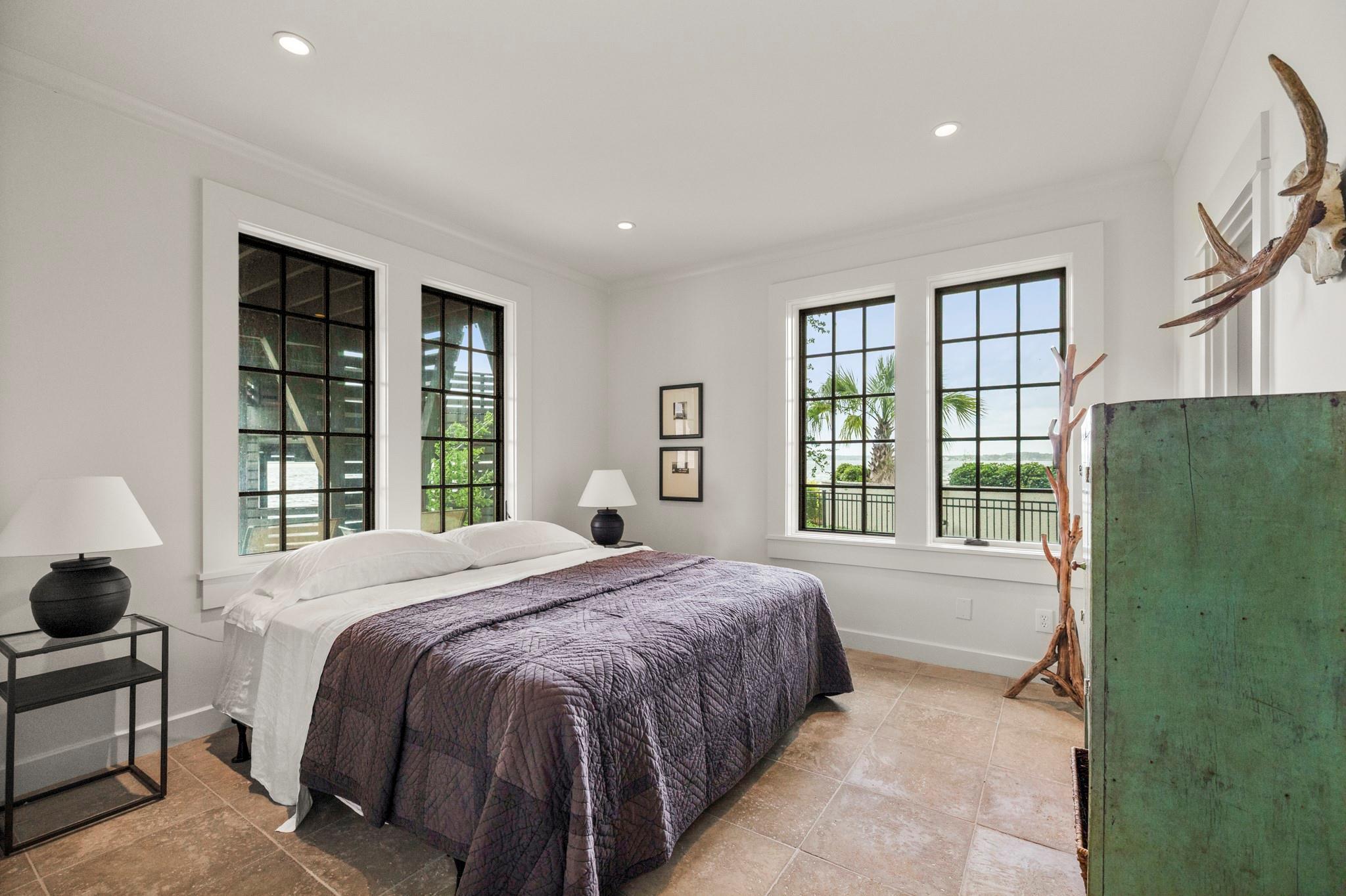 9116 Escondido Drive