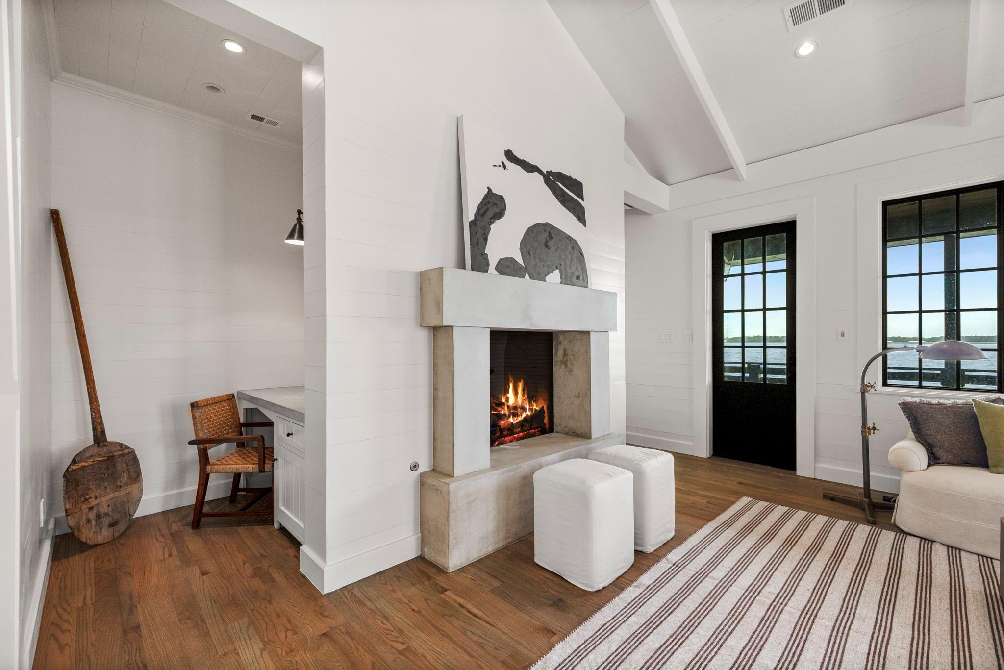 9116 Escondido Drive