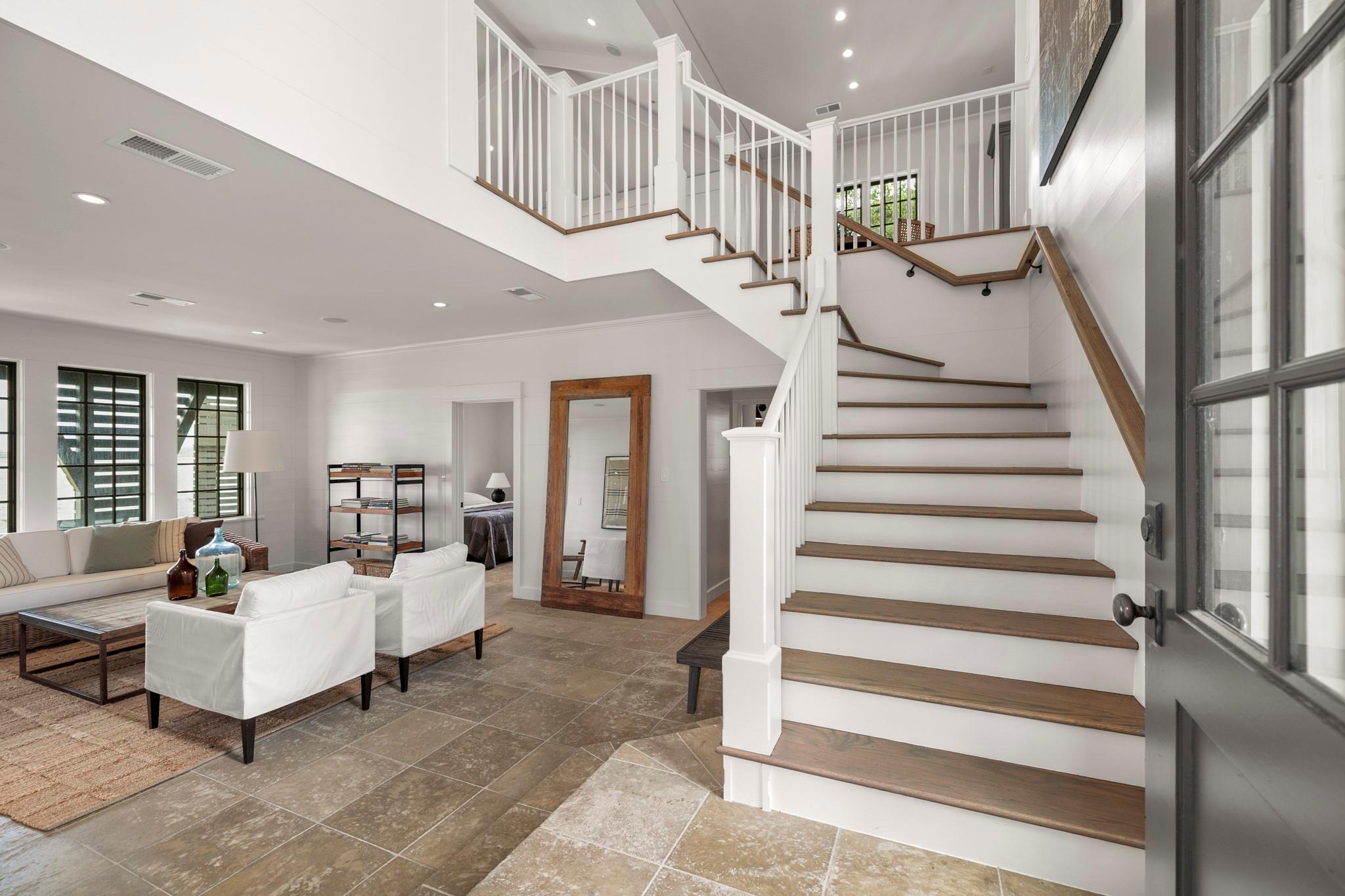 9116 Escondido Drive