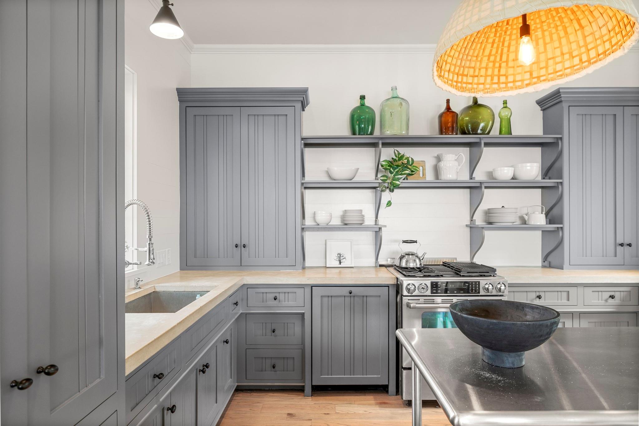 9116 Escondido Drive