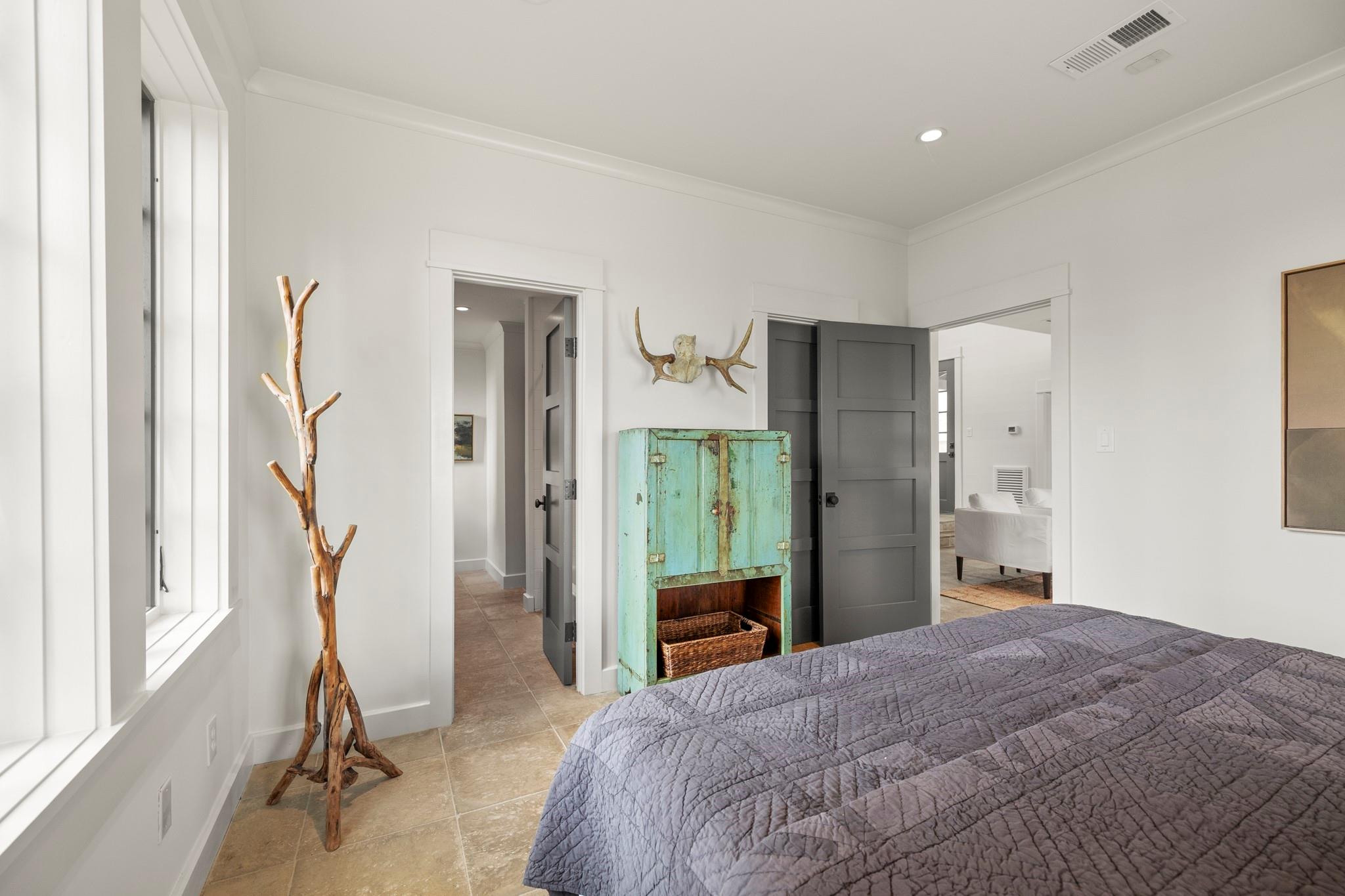 9116 Escondido Drive