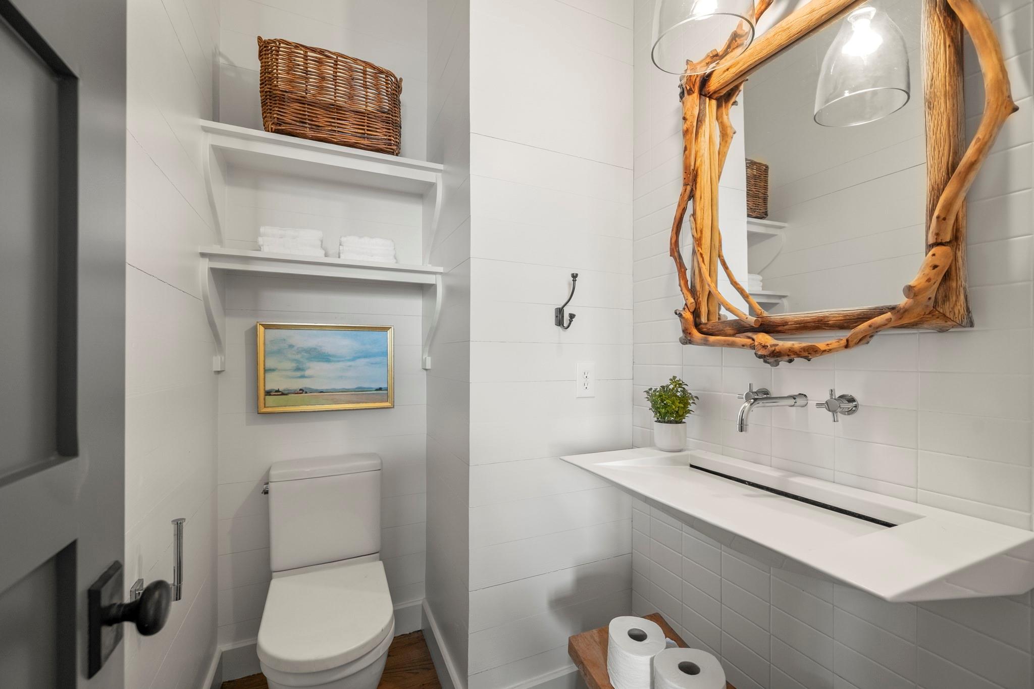 9116 Escondido Drive