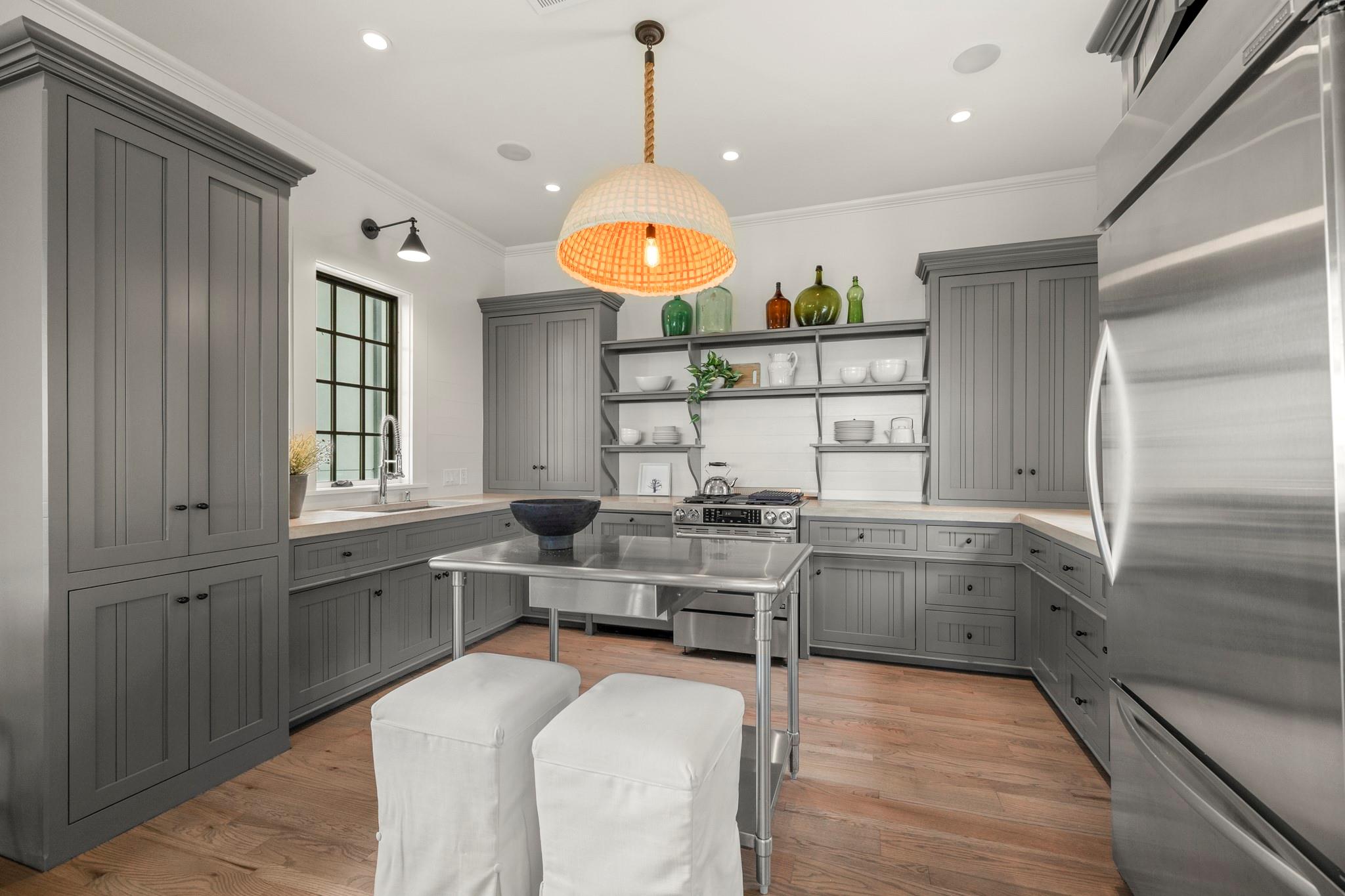 9116 Escondido Drive