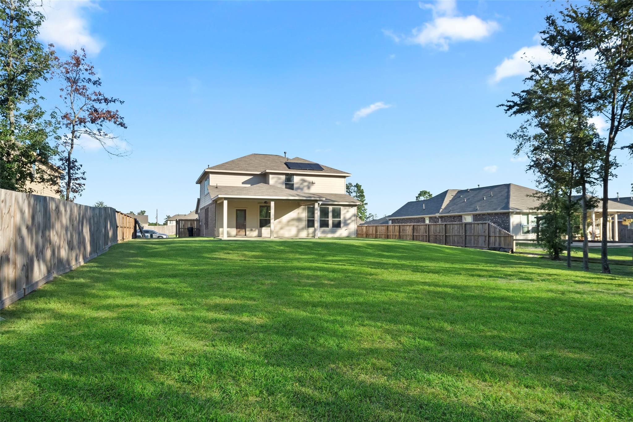 6161 White Oak Leaf Loop