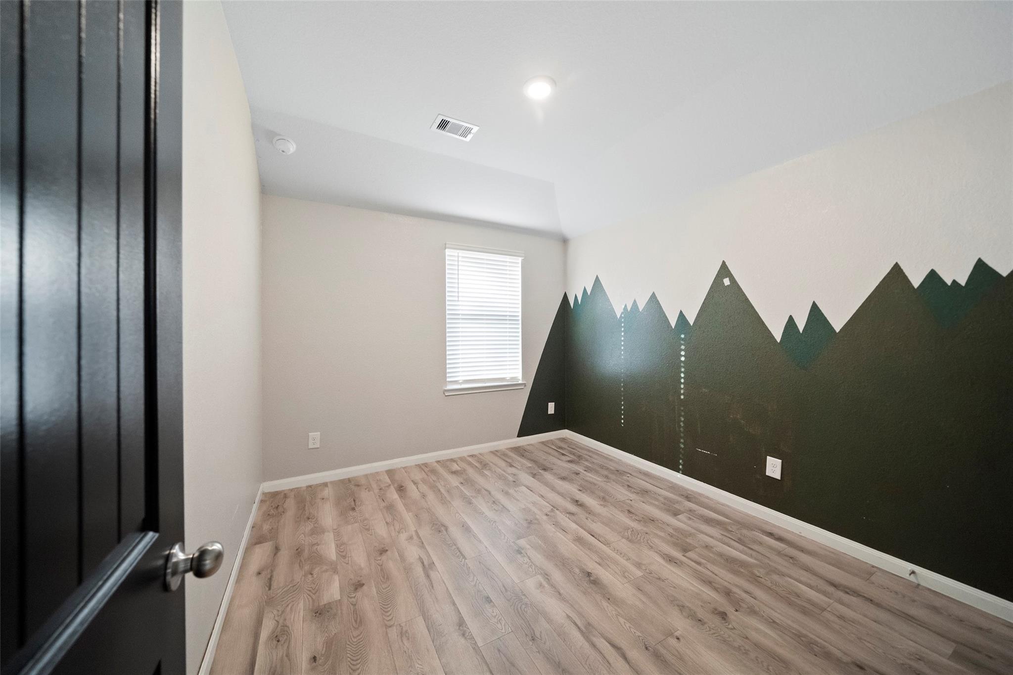 6161 White Oak Leaf Loop