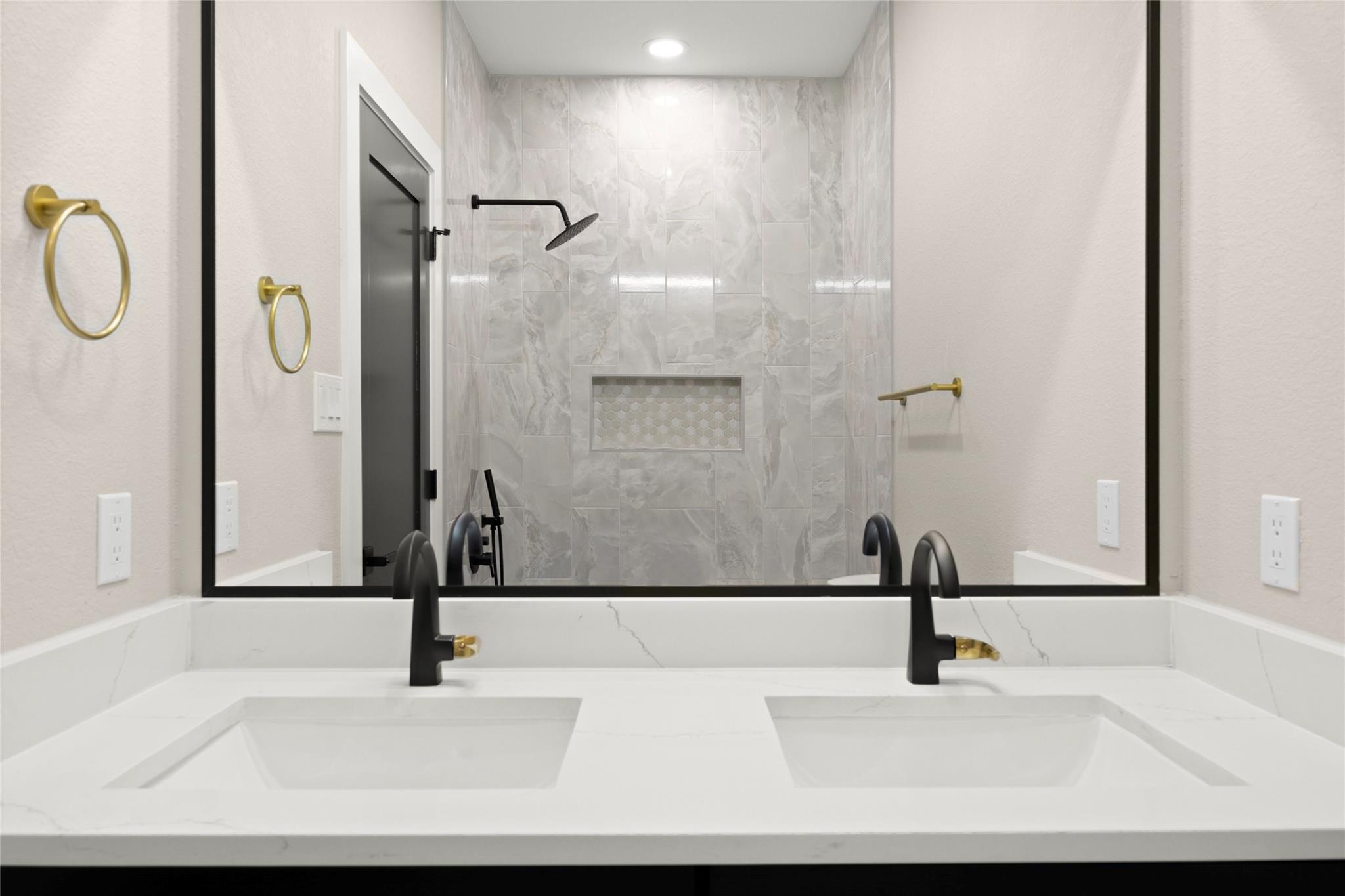 4117 Kewanee Street Unit: A/B
