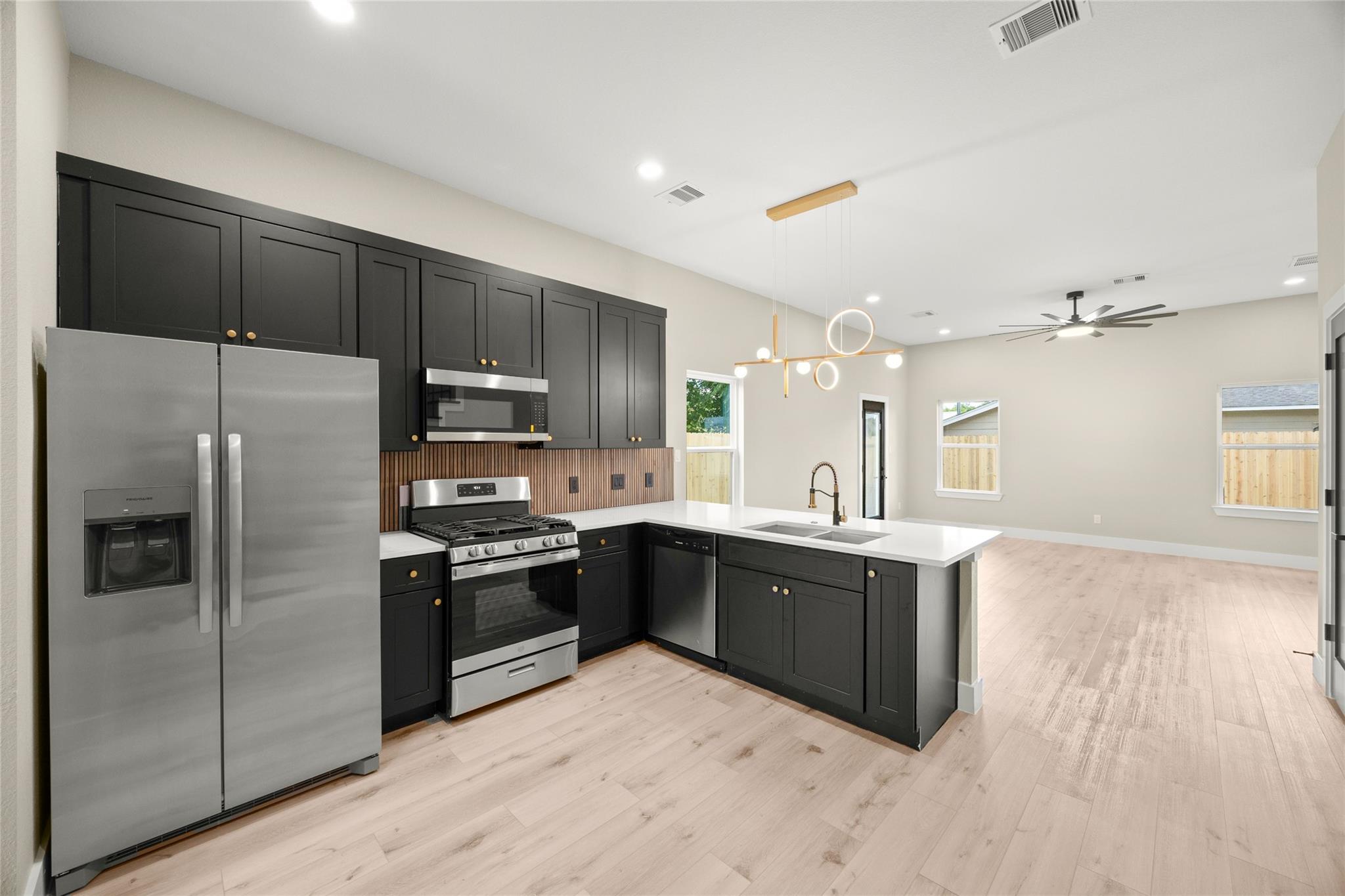 4117 Kewanee Street Unit: A/B