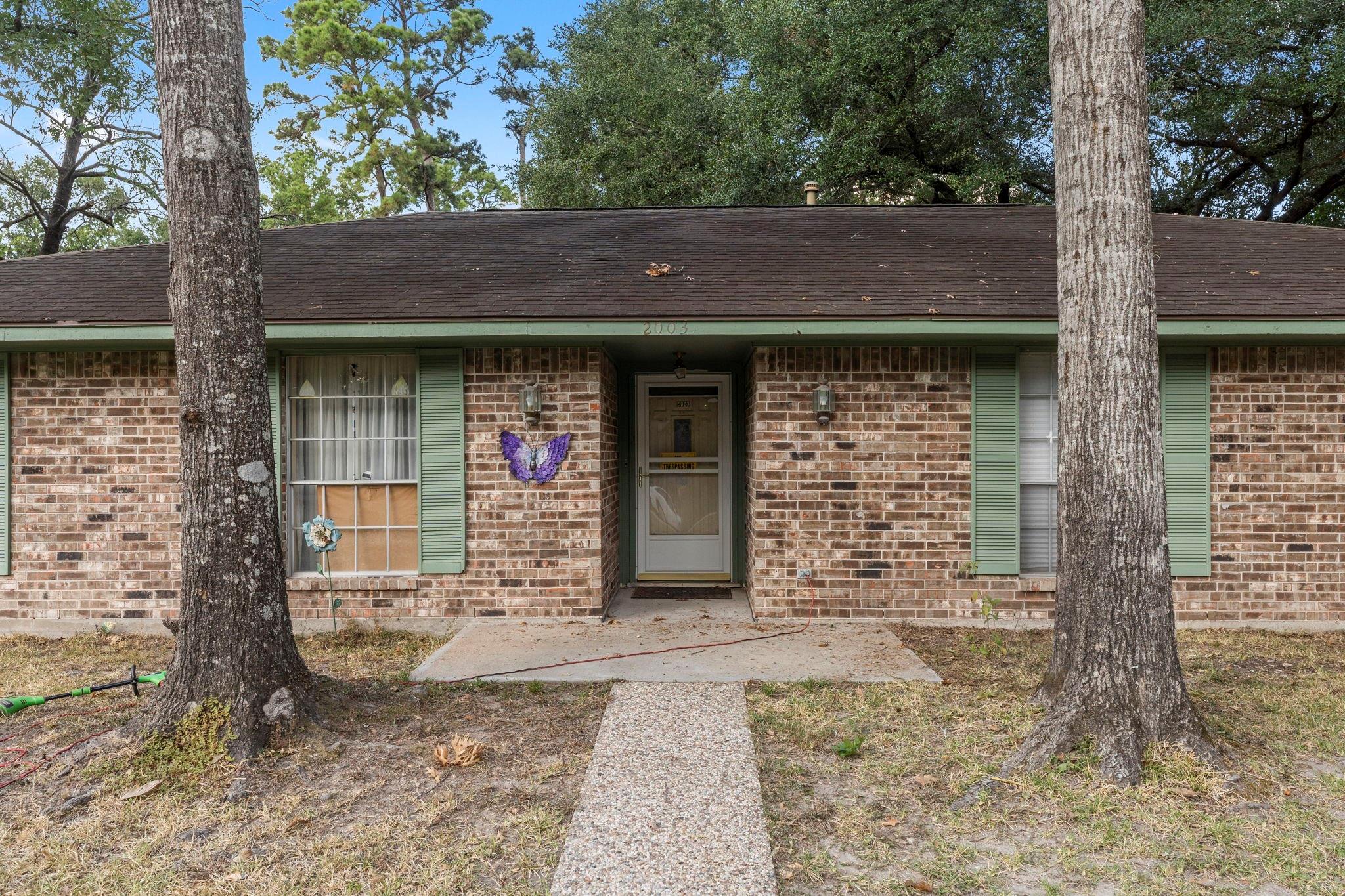 2003 Pinewoods Way