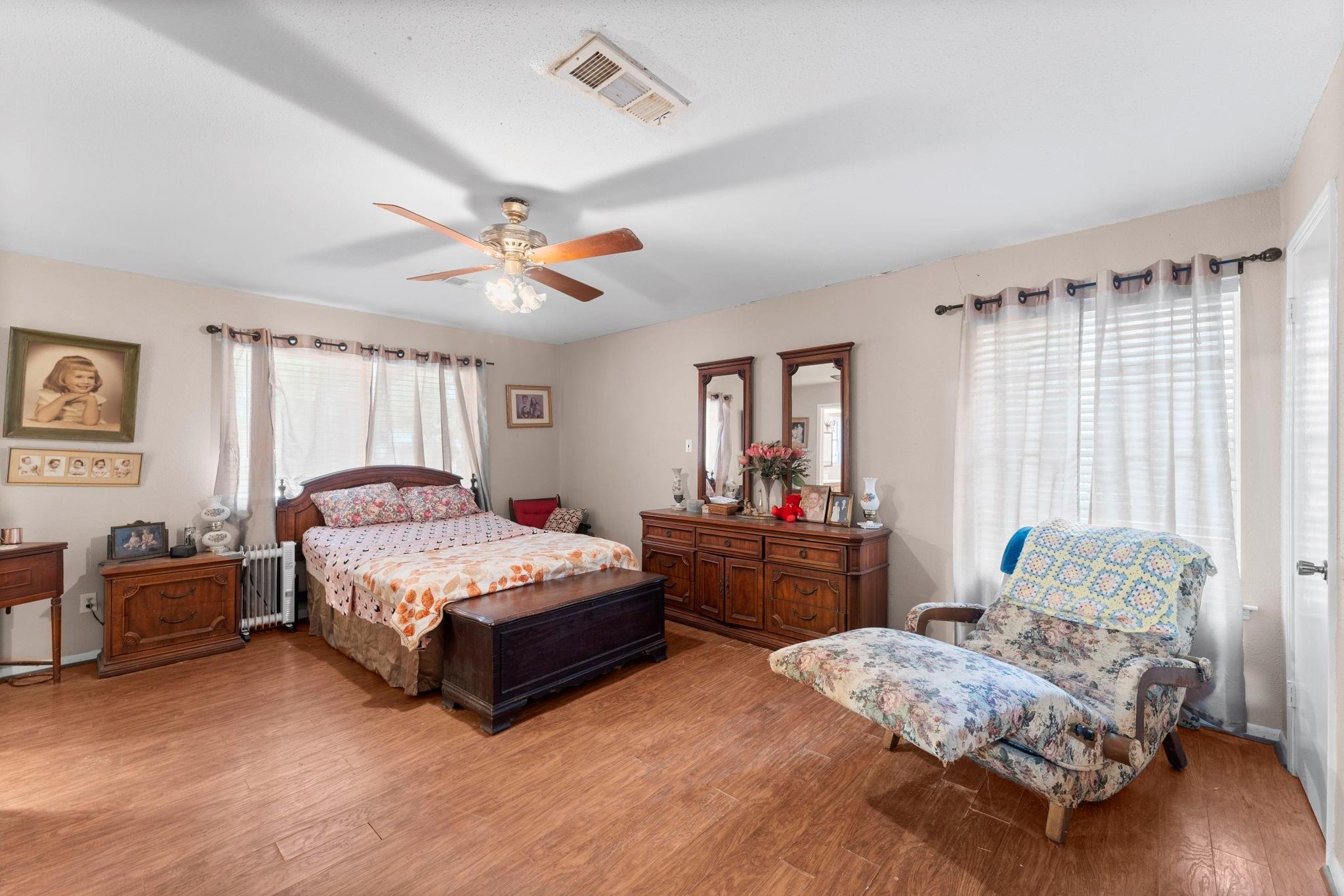 2003 Pinewoods Way