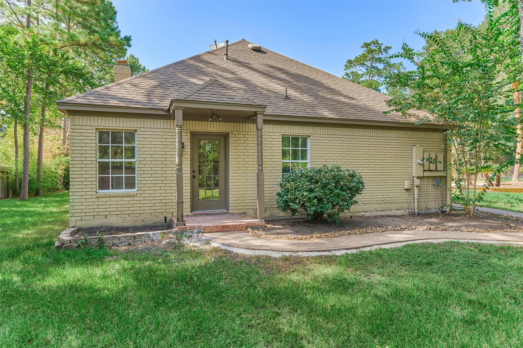 3 Lacewing Place