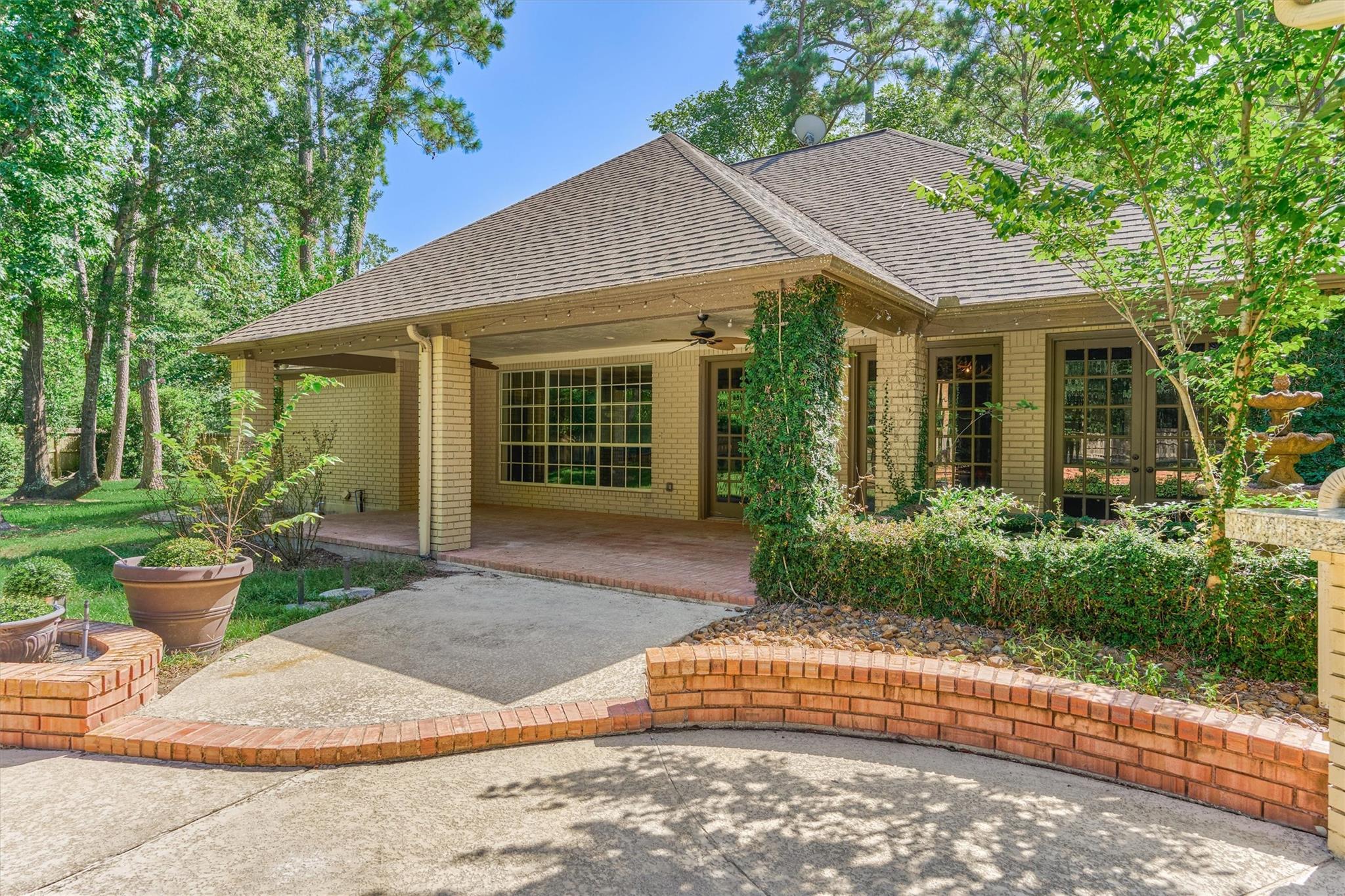 3 Lacewing Place