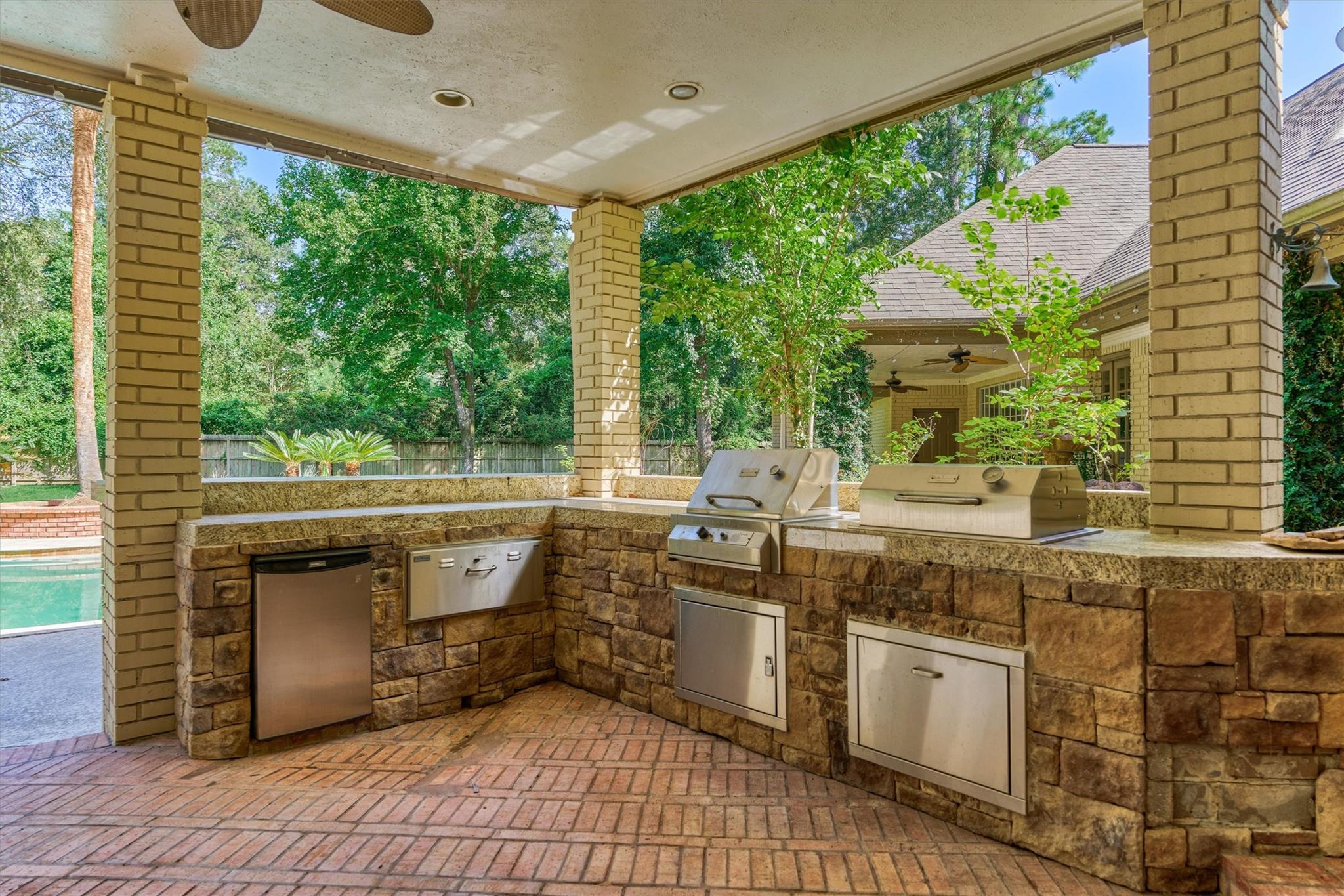 3 Lacewing Place
