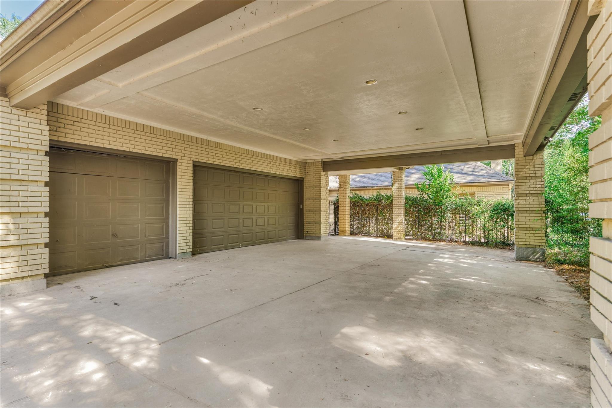 3 Lacewing Place