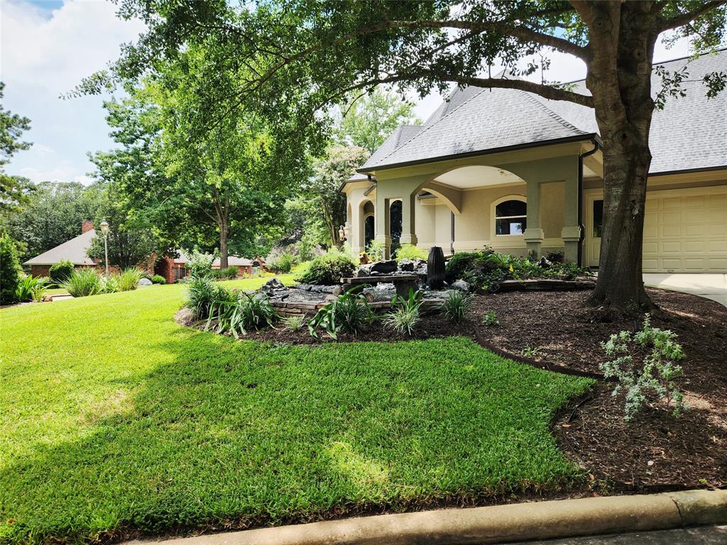 8 Hidden Creek Lane