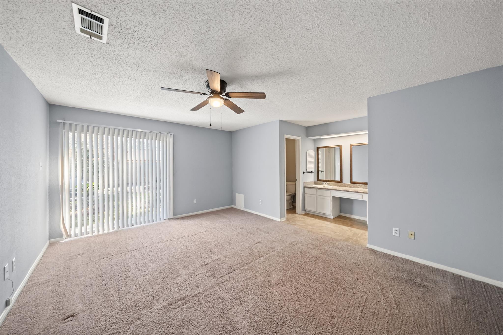 6930 Maple Fox Drive