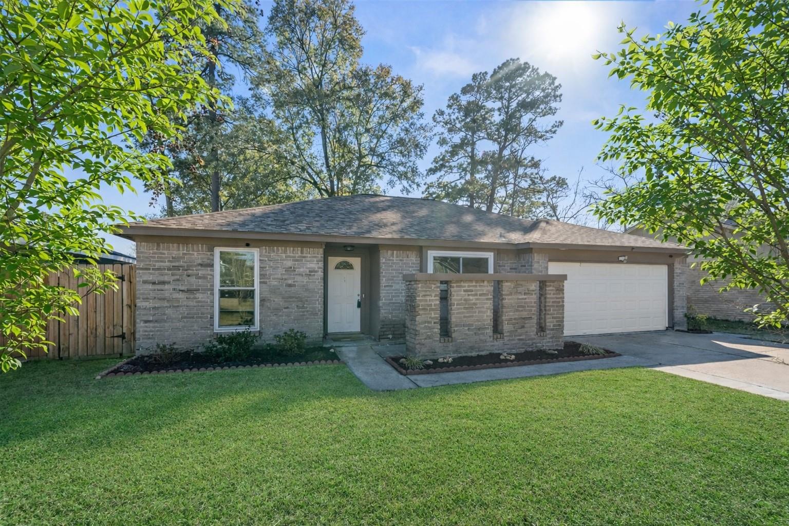 6930 Maple Fox Drive