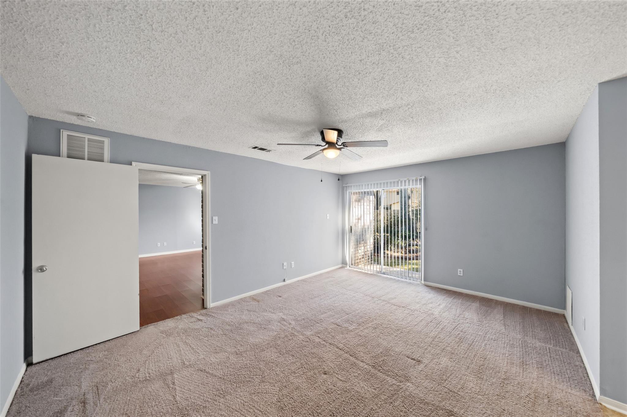 6930 Maple Fox Drive