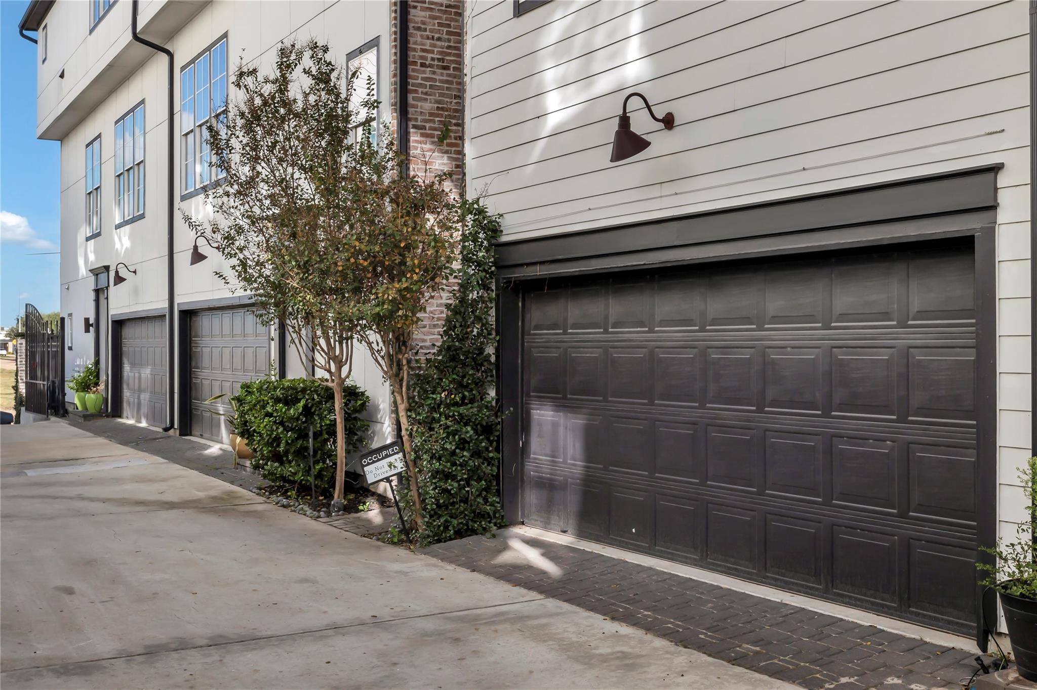 4128 Willowbend Blvd