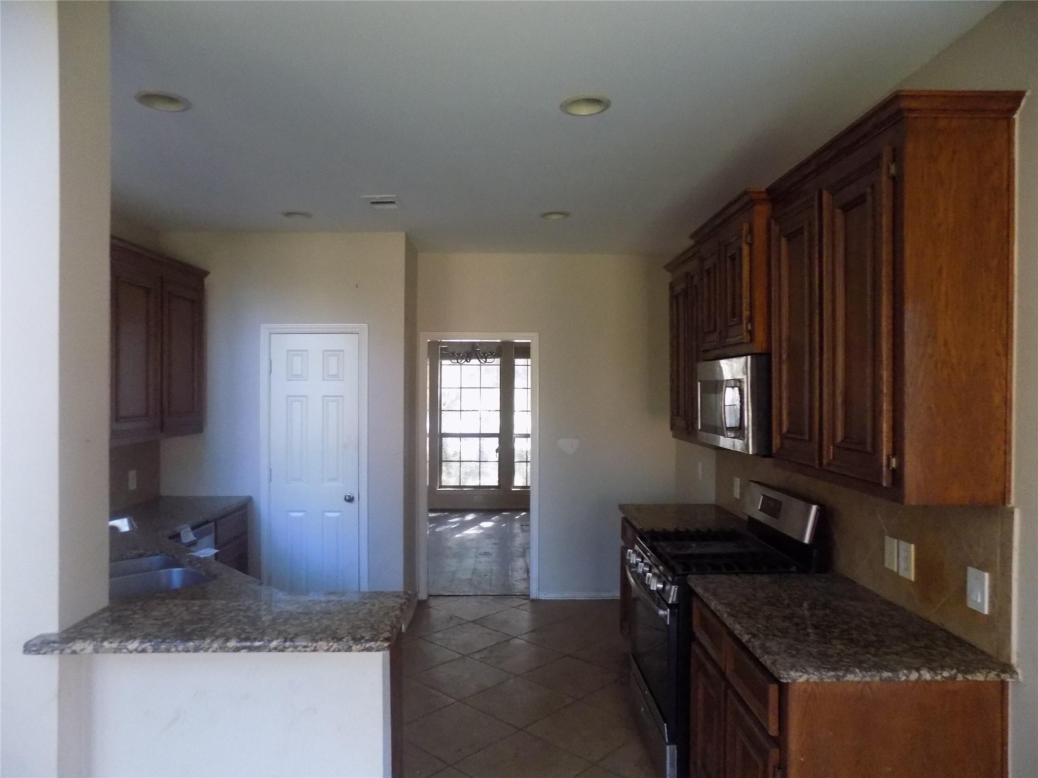 4522 Long Creek Drive