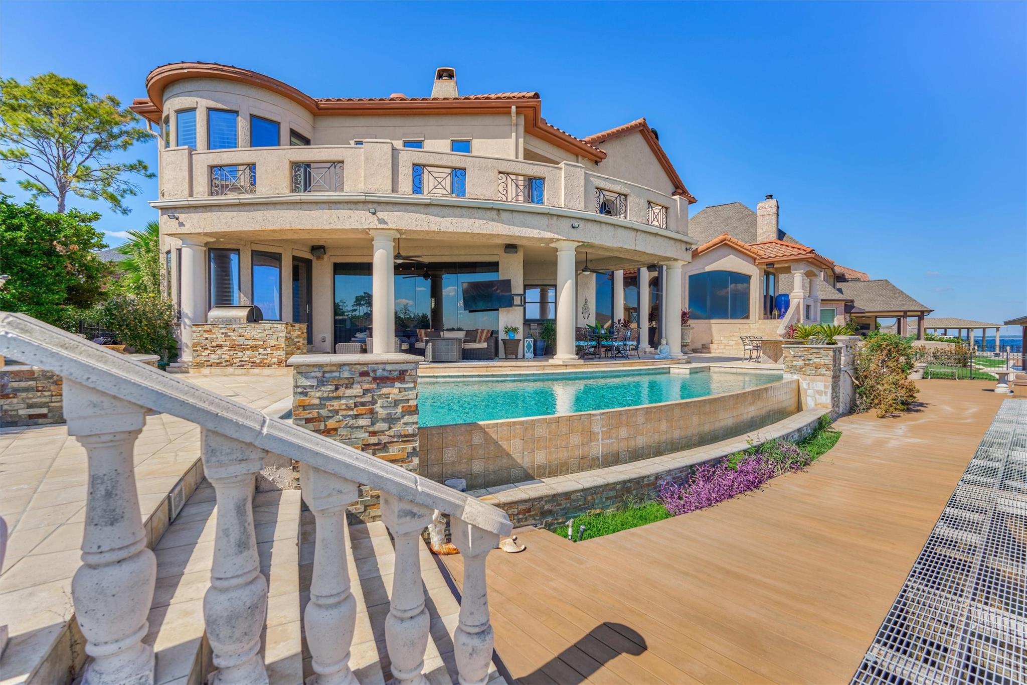 457 Edgewood Drive, Montgomery